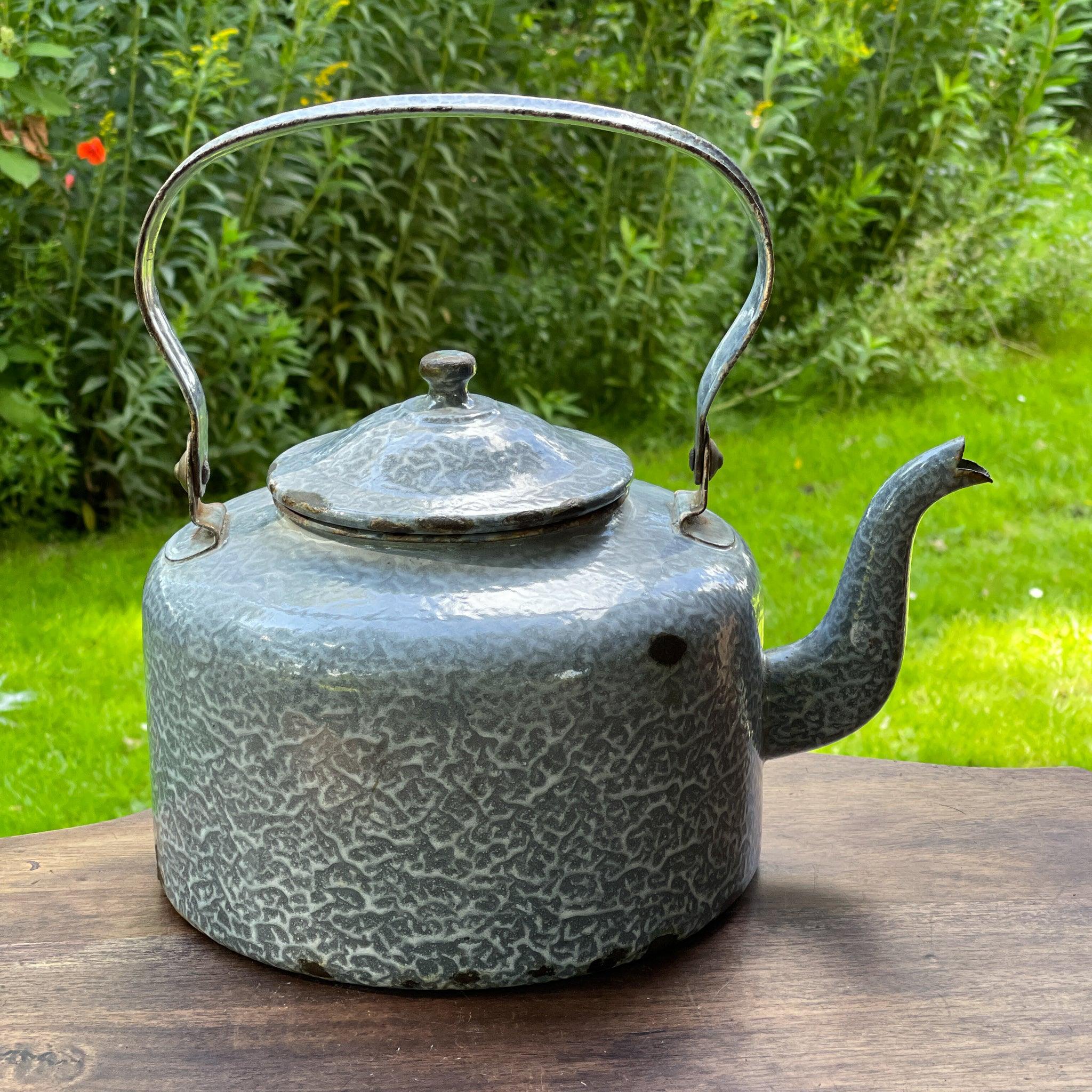 Grijs gewolkte emaille theepot / koffiepot - The Collectionist