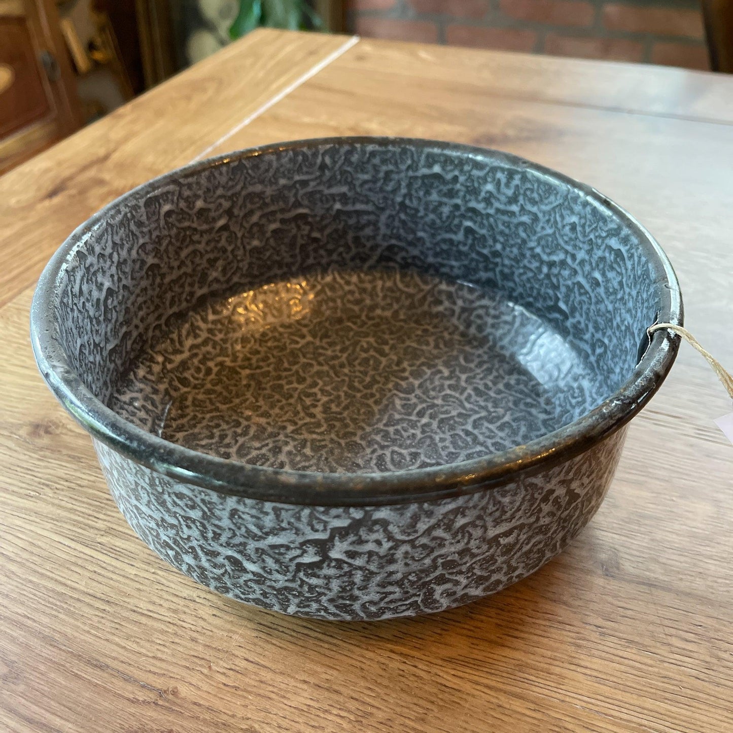 Grijze emaille schaal - Bamestra Curiosa