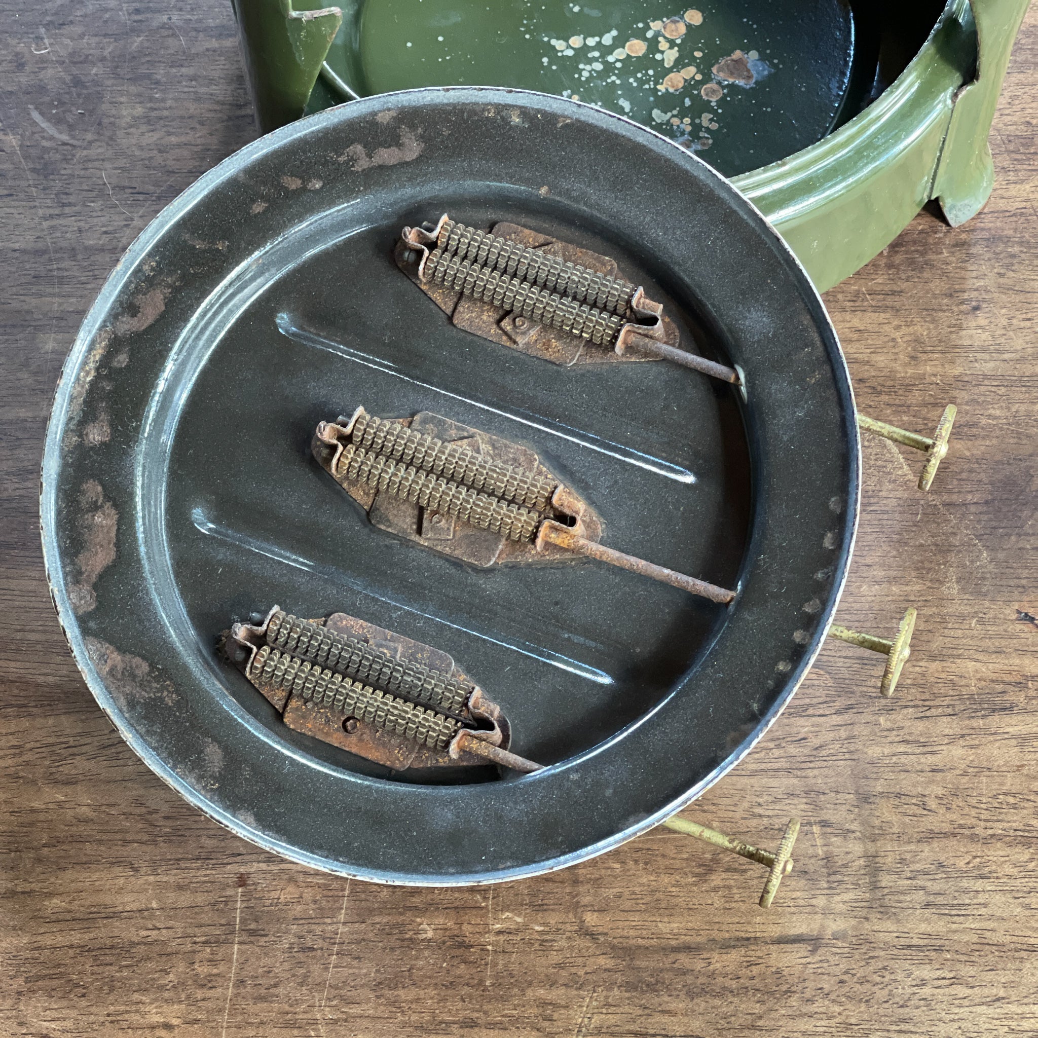 Groene 3 Pits Original Haller Petroleumstel - The Collectionist