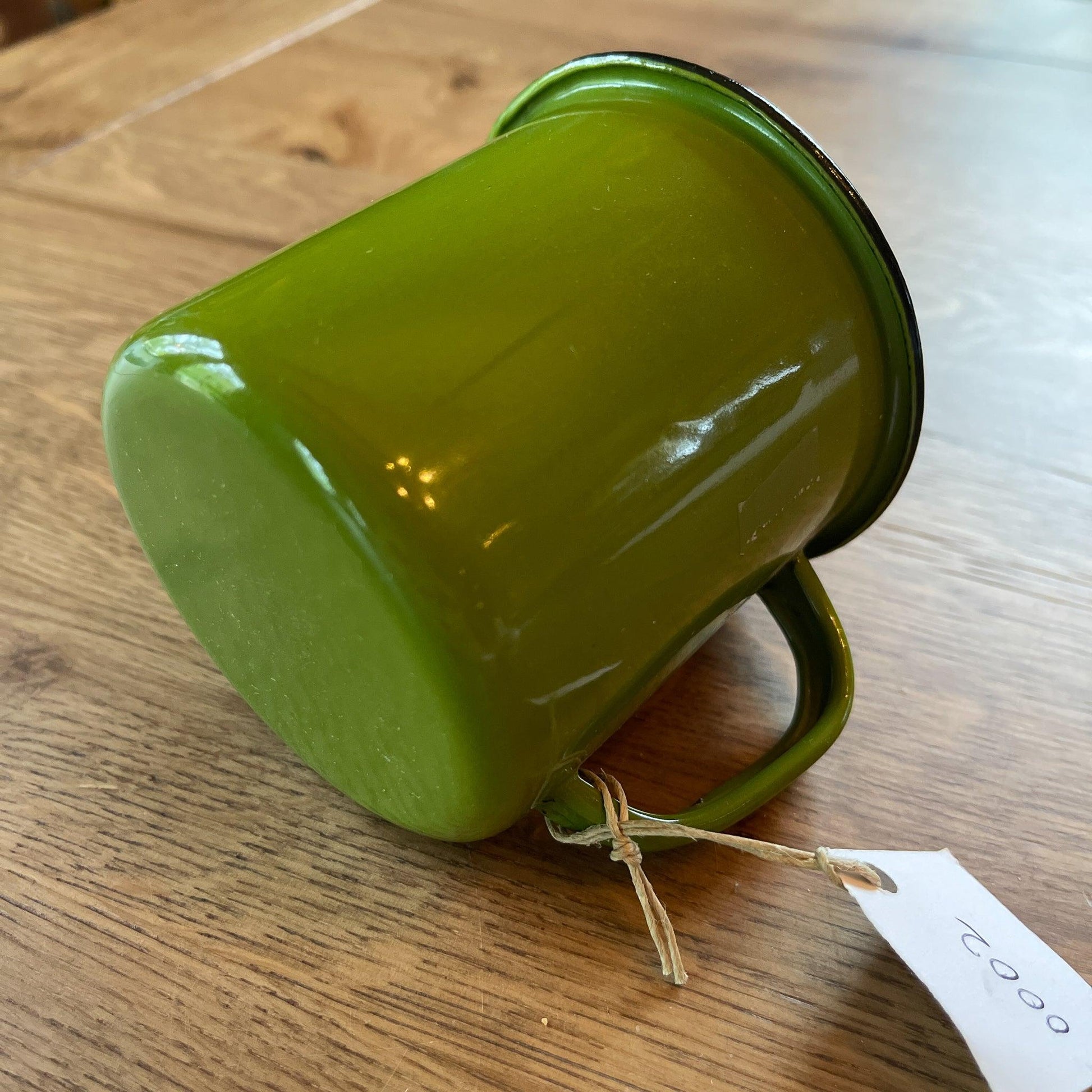 Groene emaille beker - Bamestra Curiosa