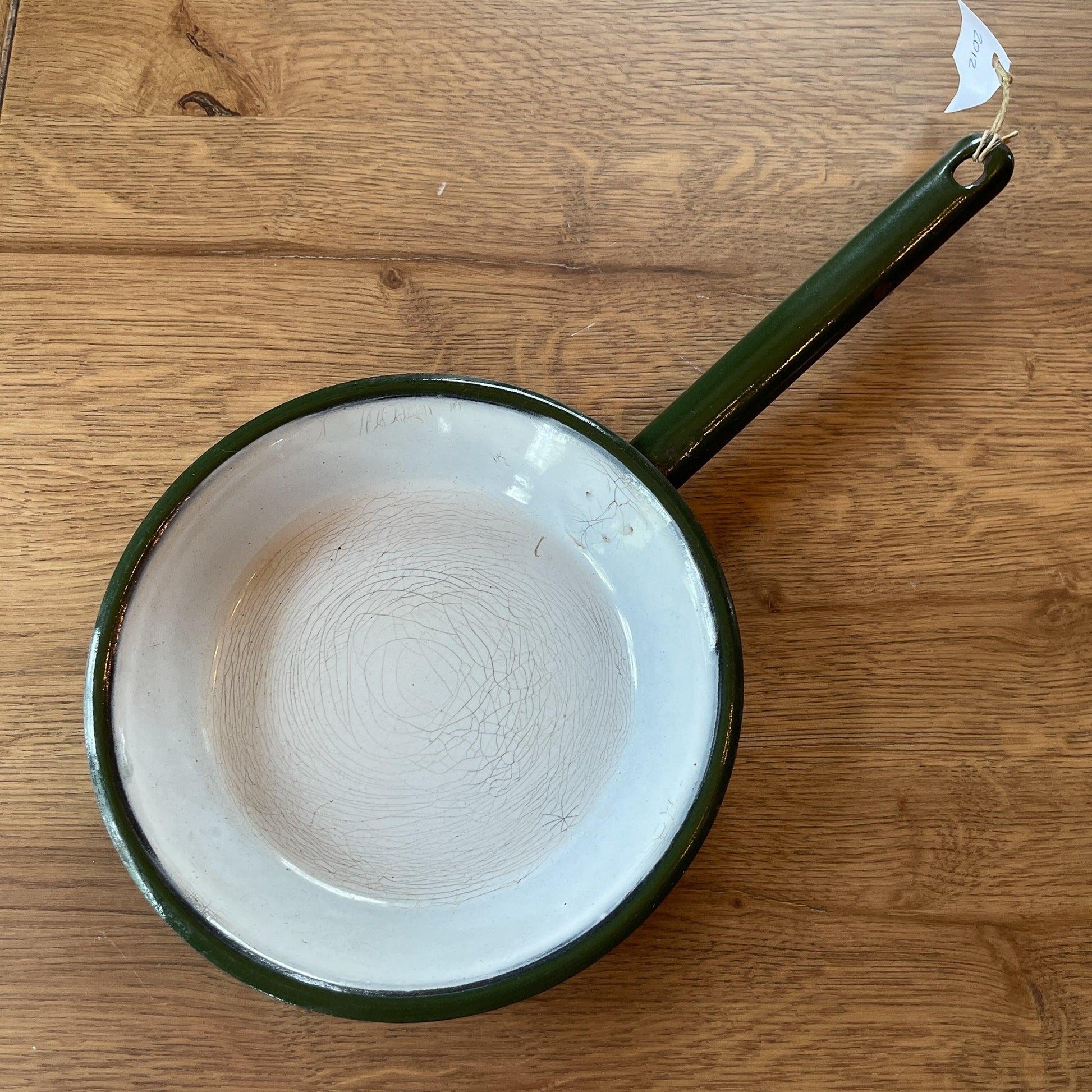 Groene emaille koekenpannetje - Bamestra Curiosa