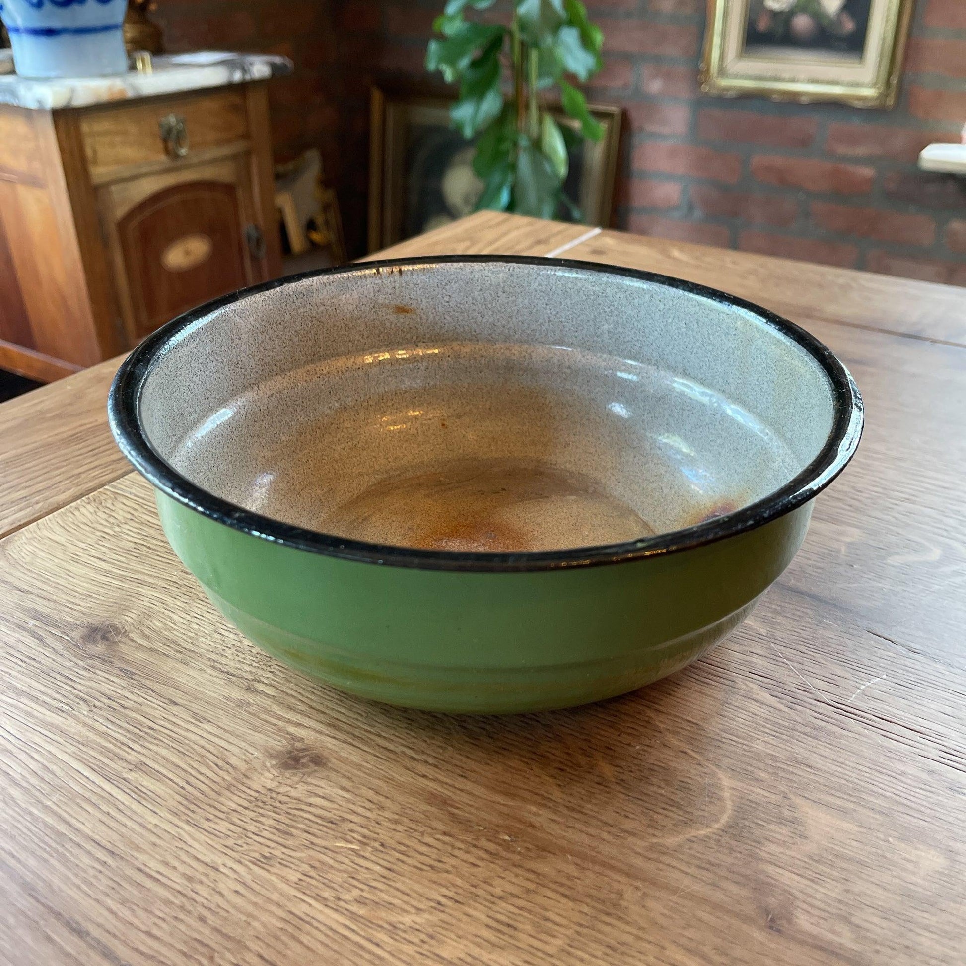 Groene emaille schaal - Bamestra Curiosa