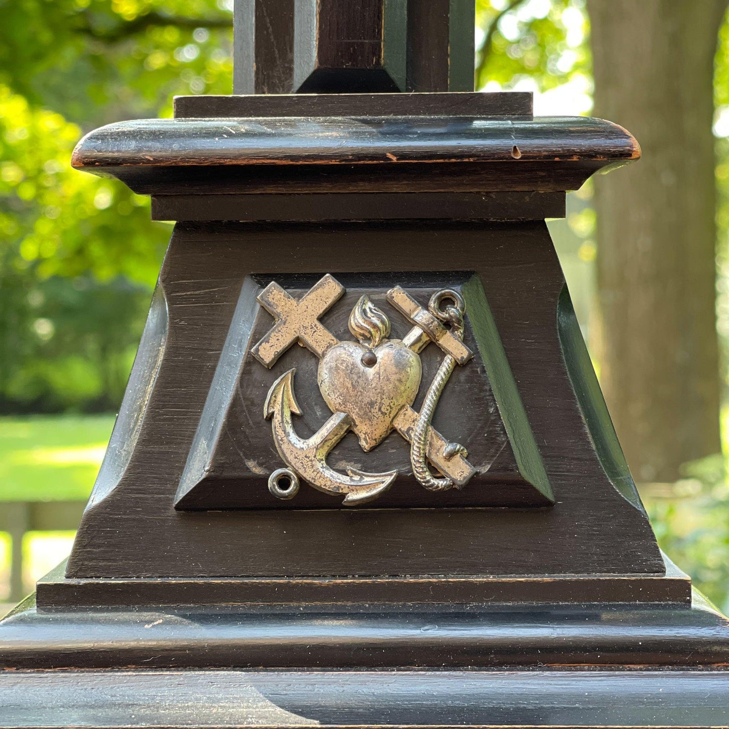 Groot crucifix - Bamestra Curiosa