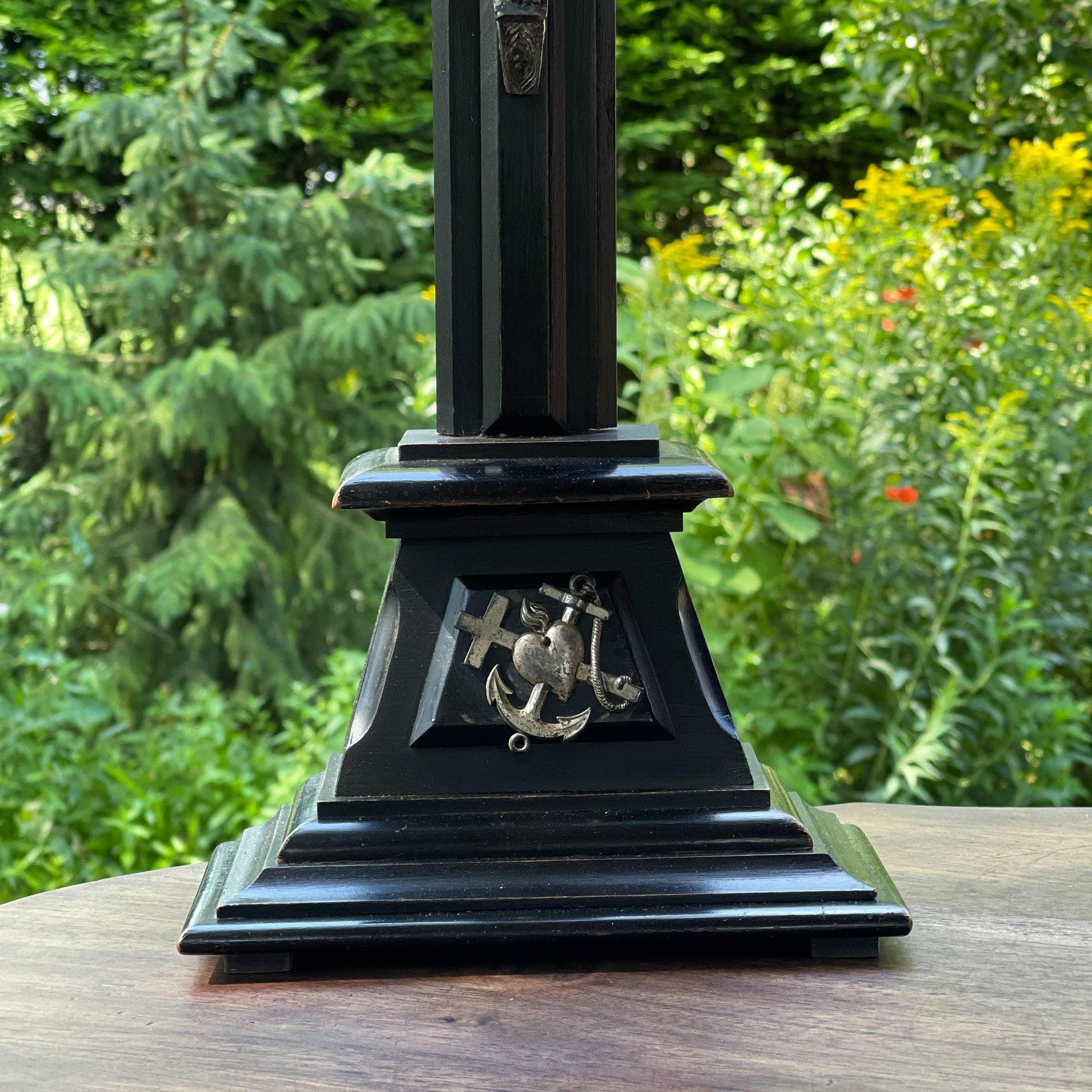 Groot crucifix - Bamestra Curiosa