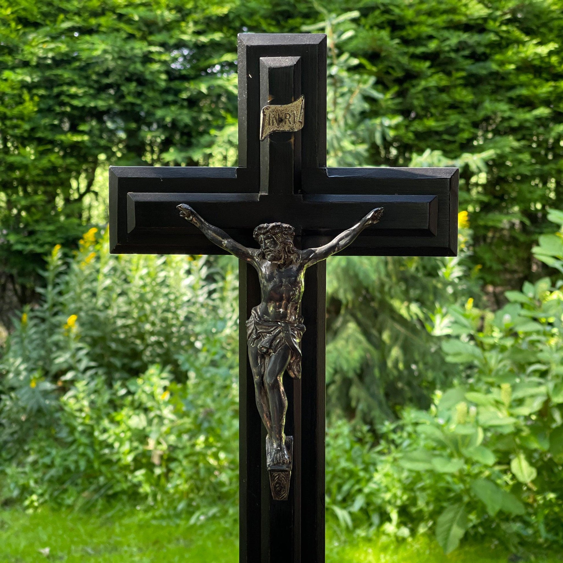 Groot crucifix - Bamestra Curiosa