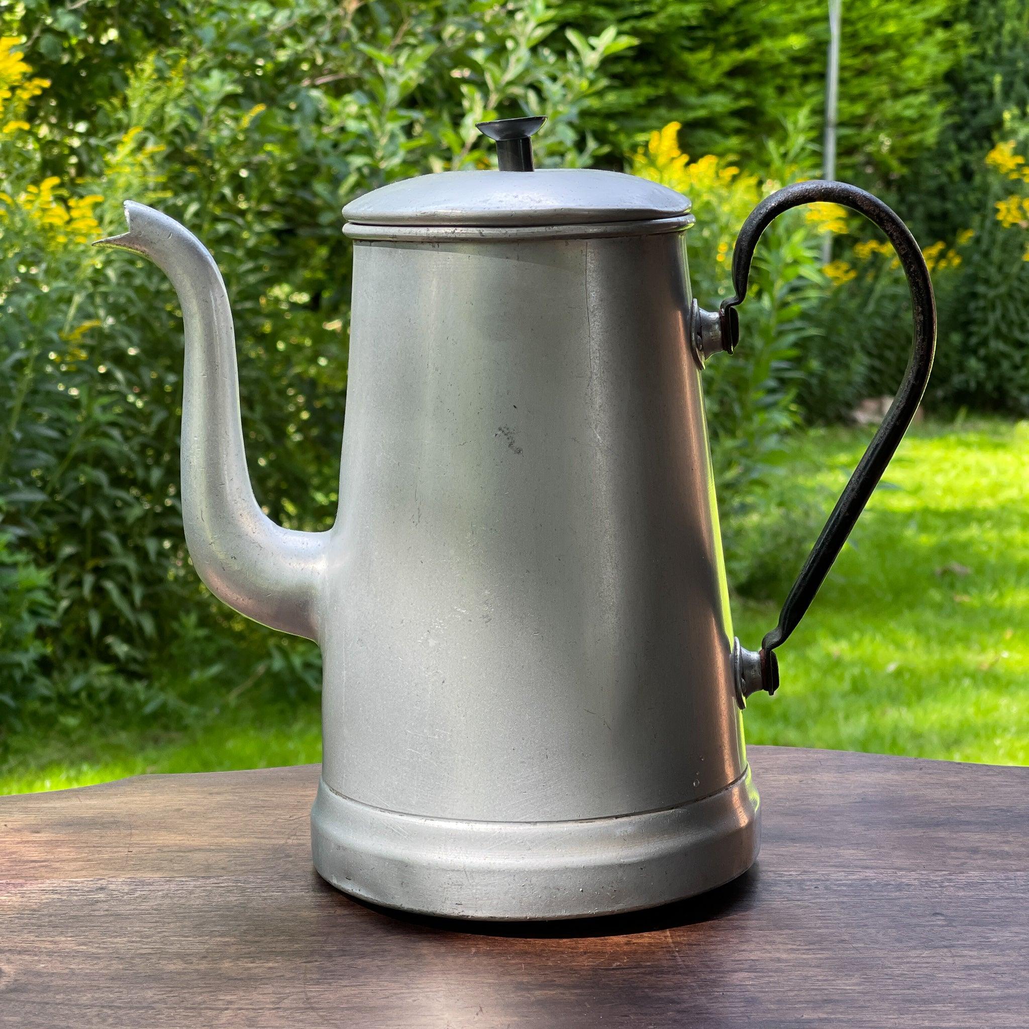 Grote aluminium thee / koffiepot - The Collectionist