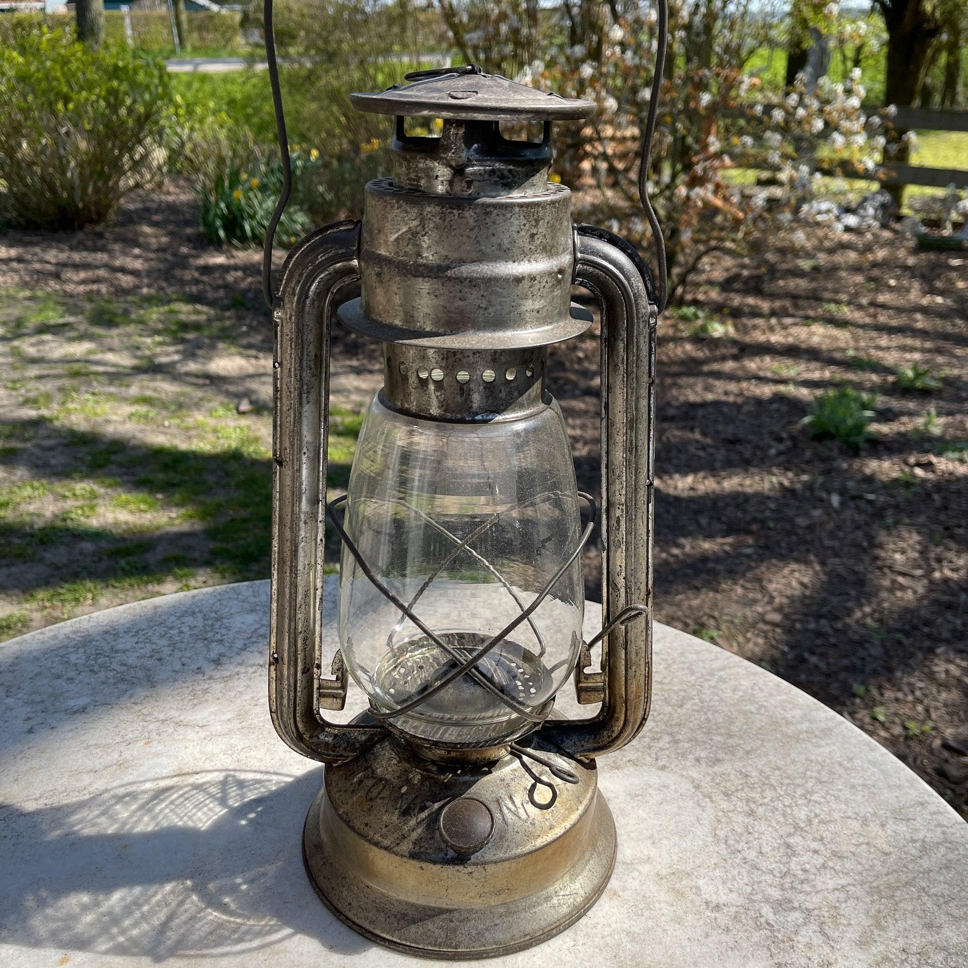 Grote antieke Frowo 340 stormlantaarn petroleum lamp - Bamestra Curiosa