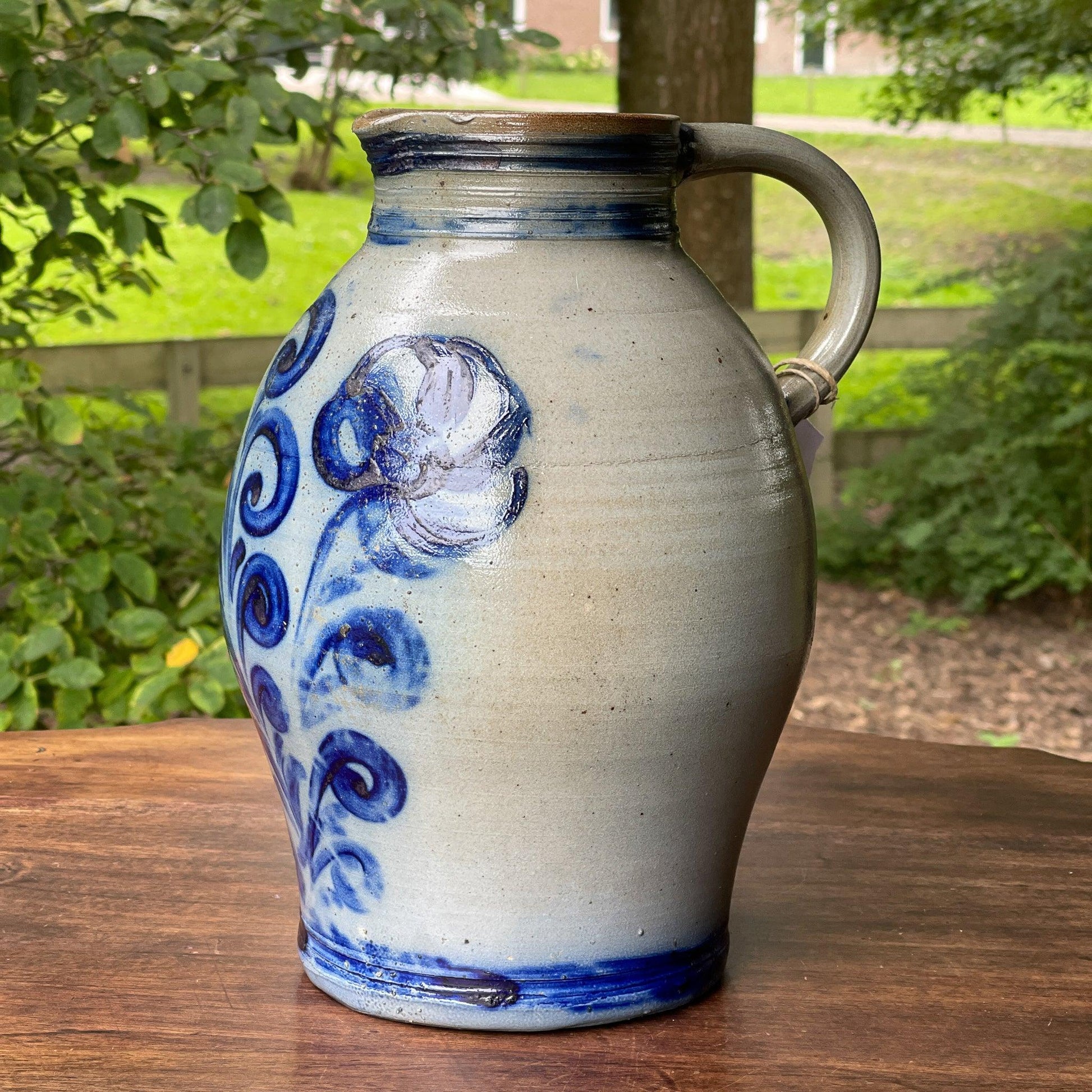 Grote antieke Keulse aardewerk kan / vaas - Bamestra Curiosa