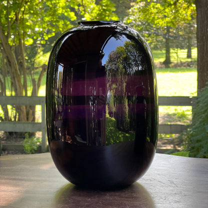 Grote donkere glazen vaas - Bamestra Curiosa