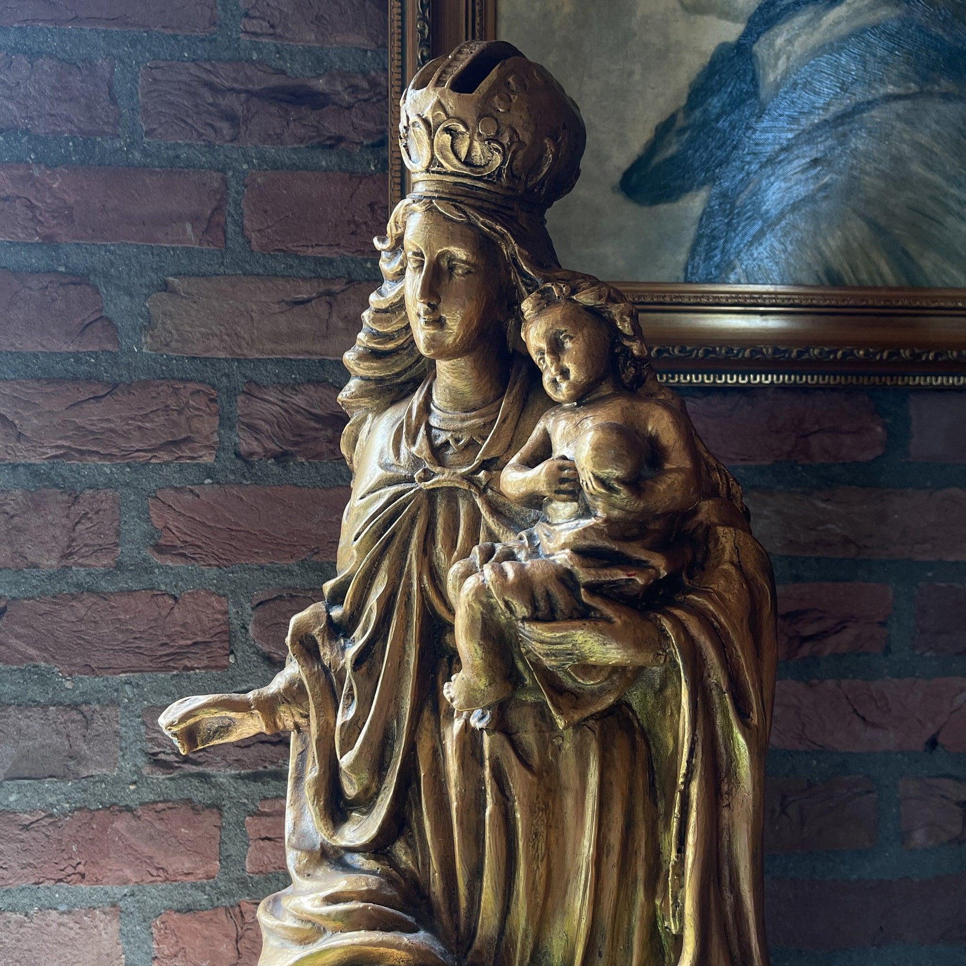 Grote gouden Maria beeld - Bamestra Curiosa