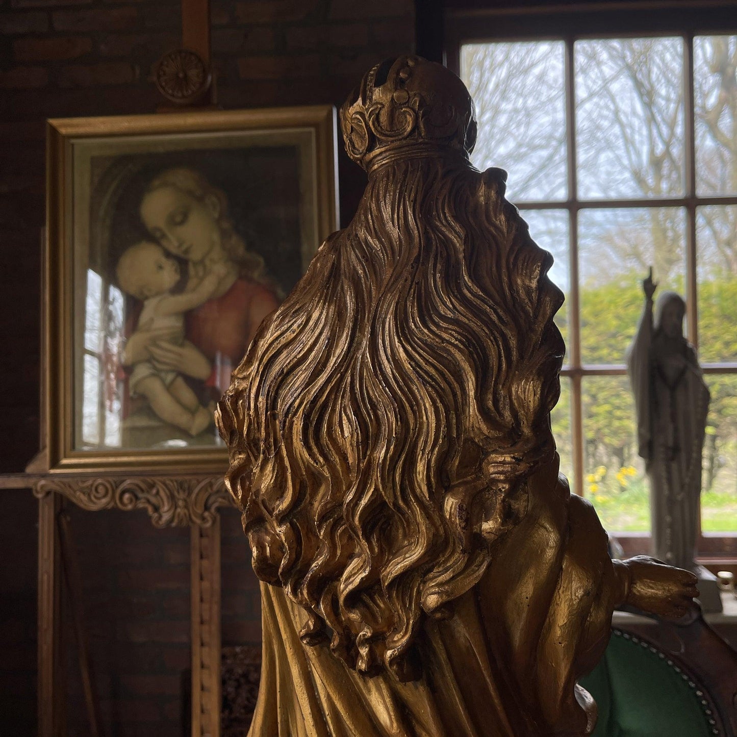 Grote gouden Maria beeld - Bamestra Curiosa