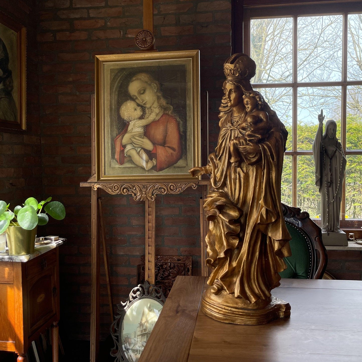 Grote gouden Maria beeld - Bamestra Curiosa