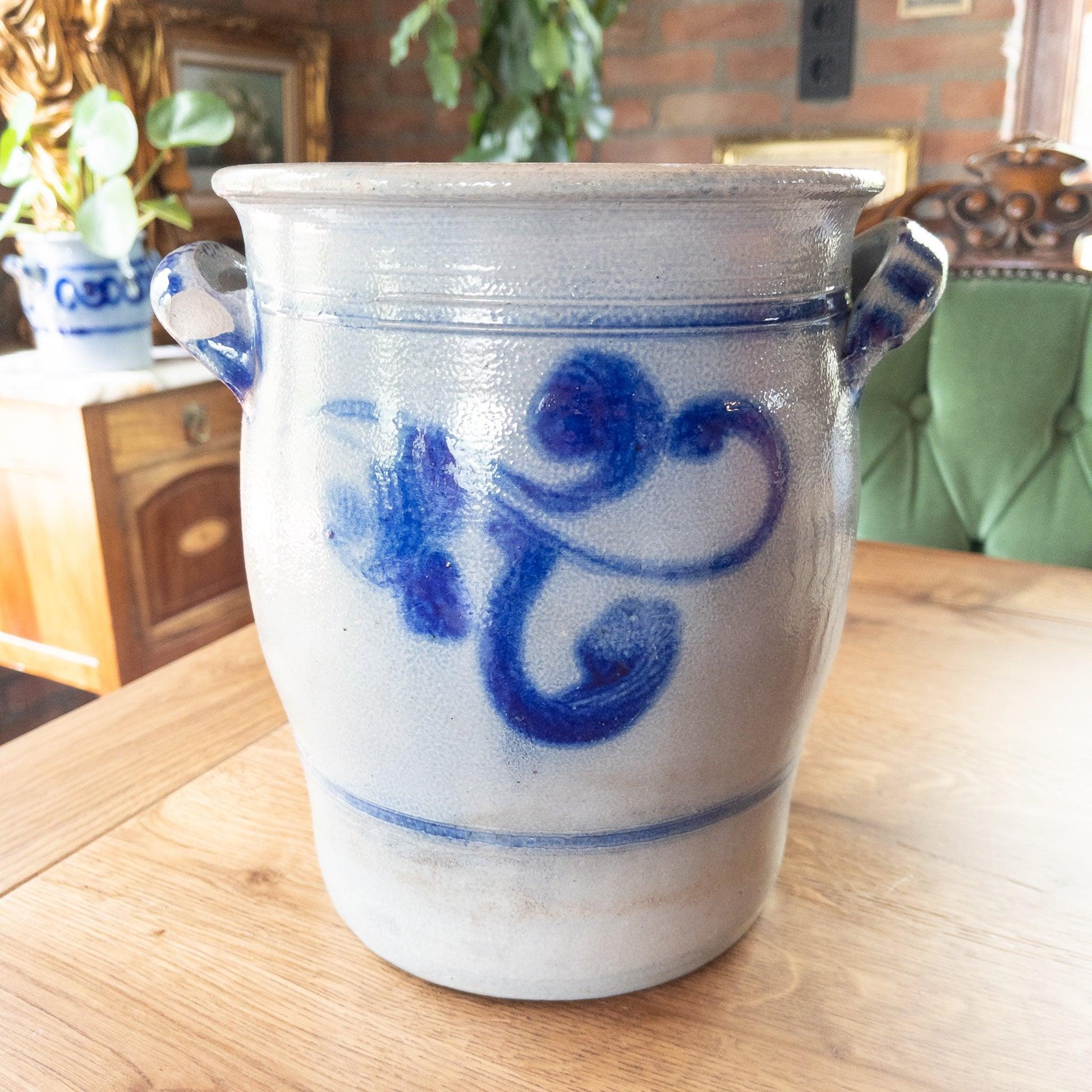 Grote Keulse aardewerk pot - Bamestra Curiosa