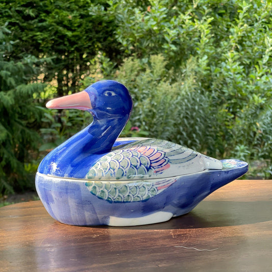 Grote schaal / patévorm met een eend - Bamestra Curiosa