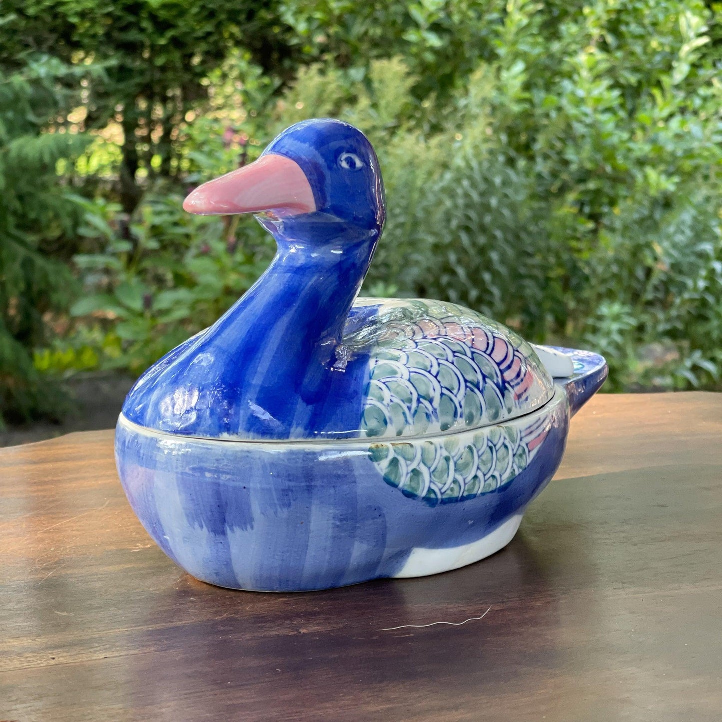 Grote schaal / patévorm met een eend - Bamestra Curiosa