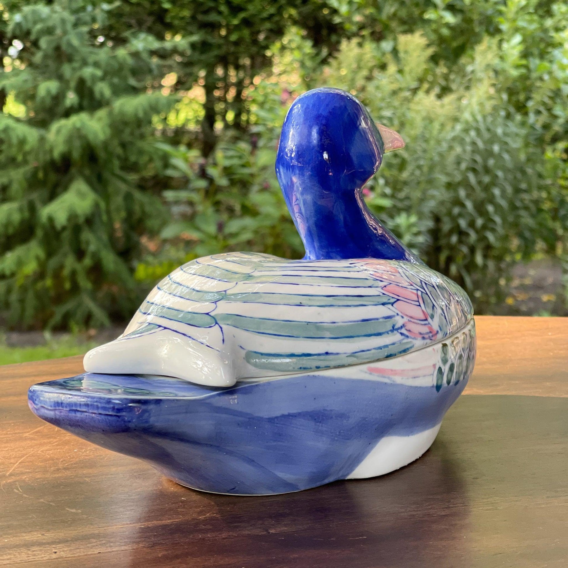 Grote schaal / patévorm met een eend - Bamestra Curiosa