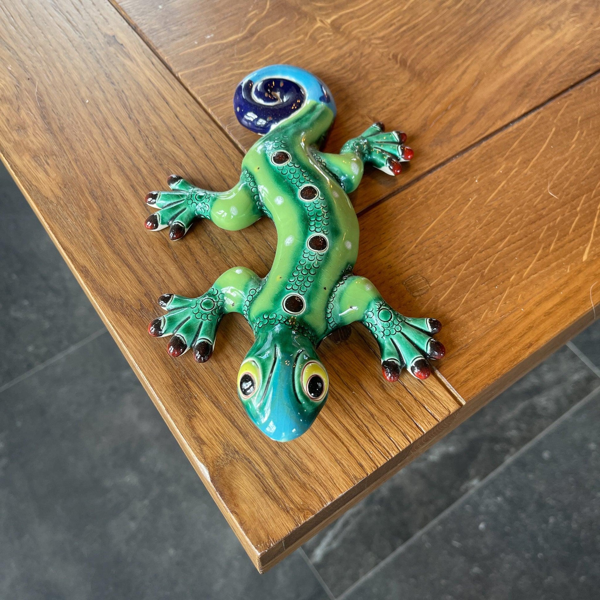 Hagedis van keramiek - Bamestra Curiosa