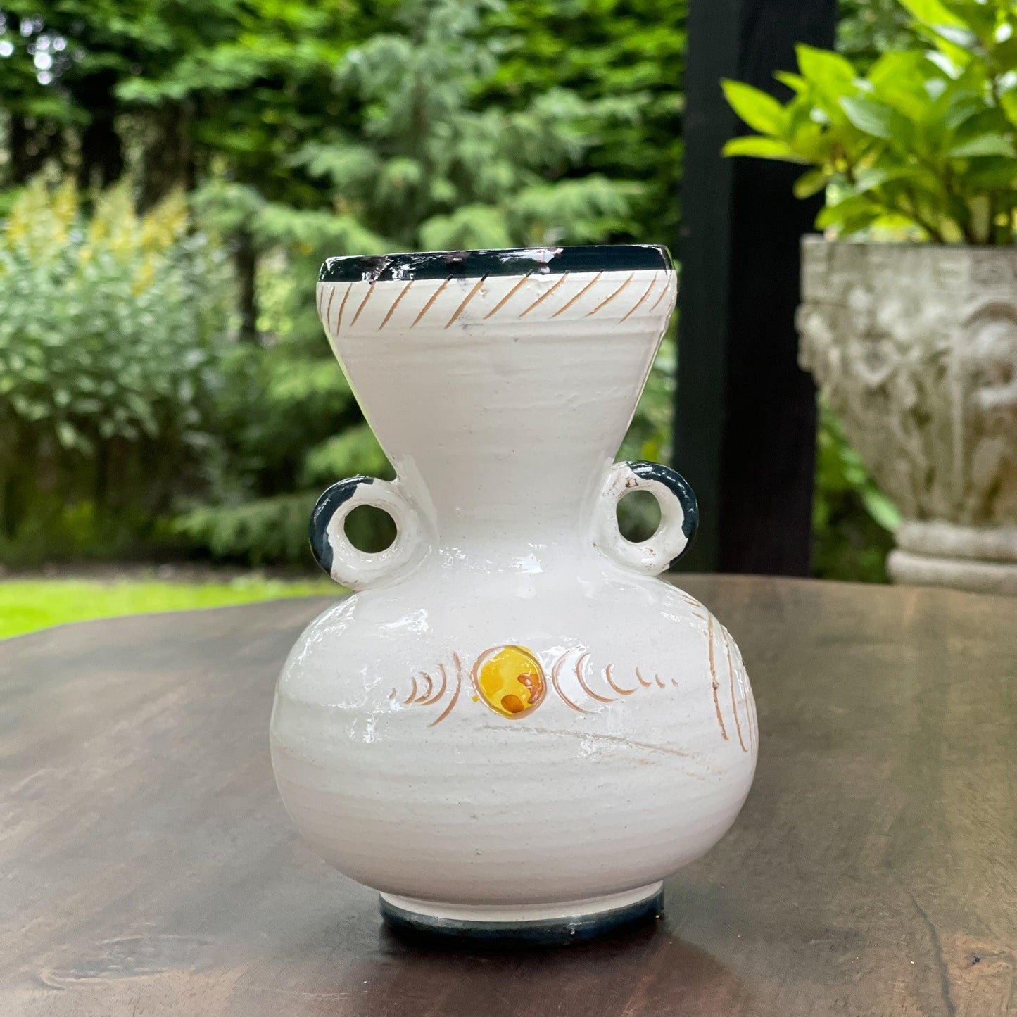 Handgeschilderd aardewerk vaasje - Bamestra Curiosa