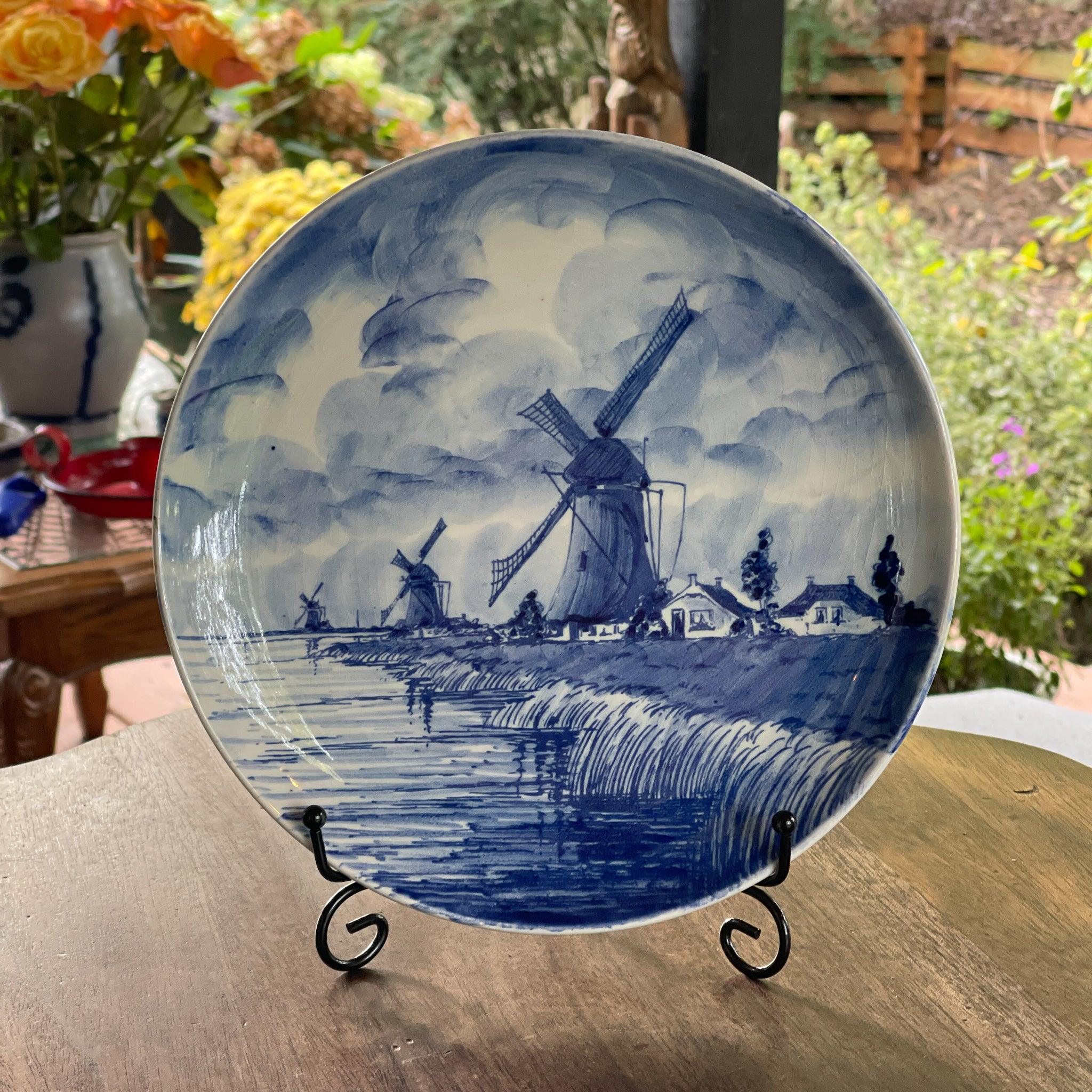 Handgeschilderd Delfts Blauw wandbord met Hollands tafereel - The Collectionist