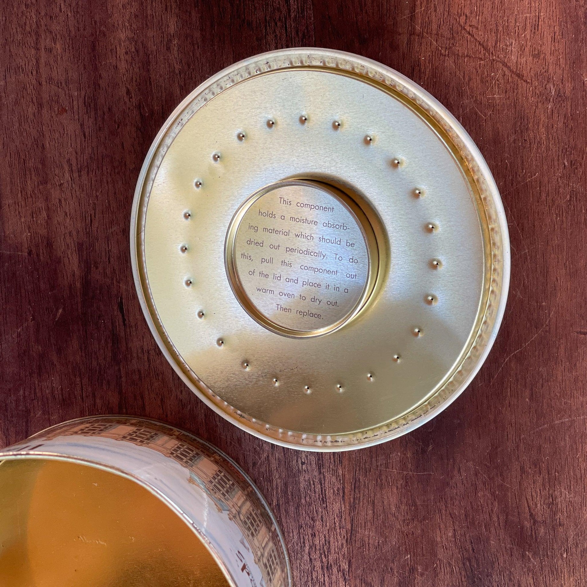 Harrods English Biscuit koekblik - Bamestra Curiosa