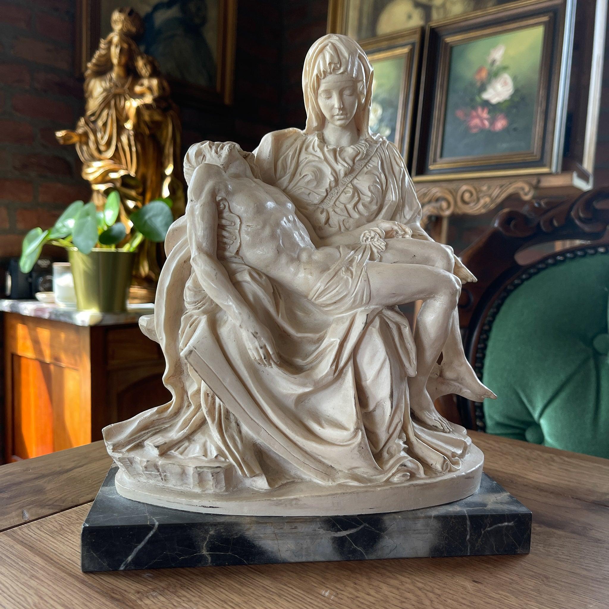 Heiligenbeeld van Santini Michelangelo La Pieta - The Collectionist