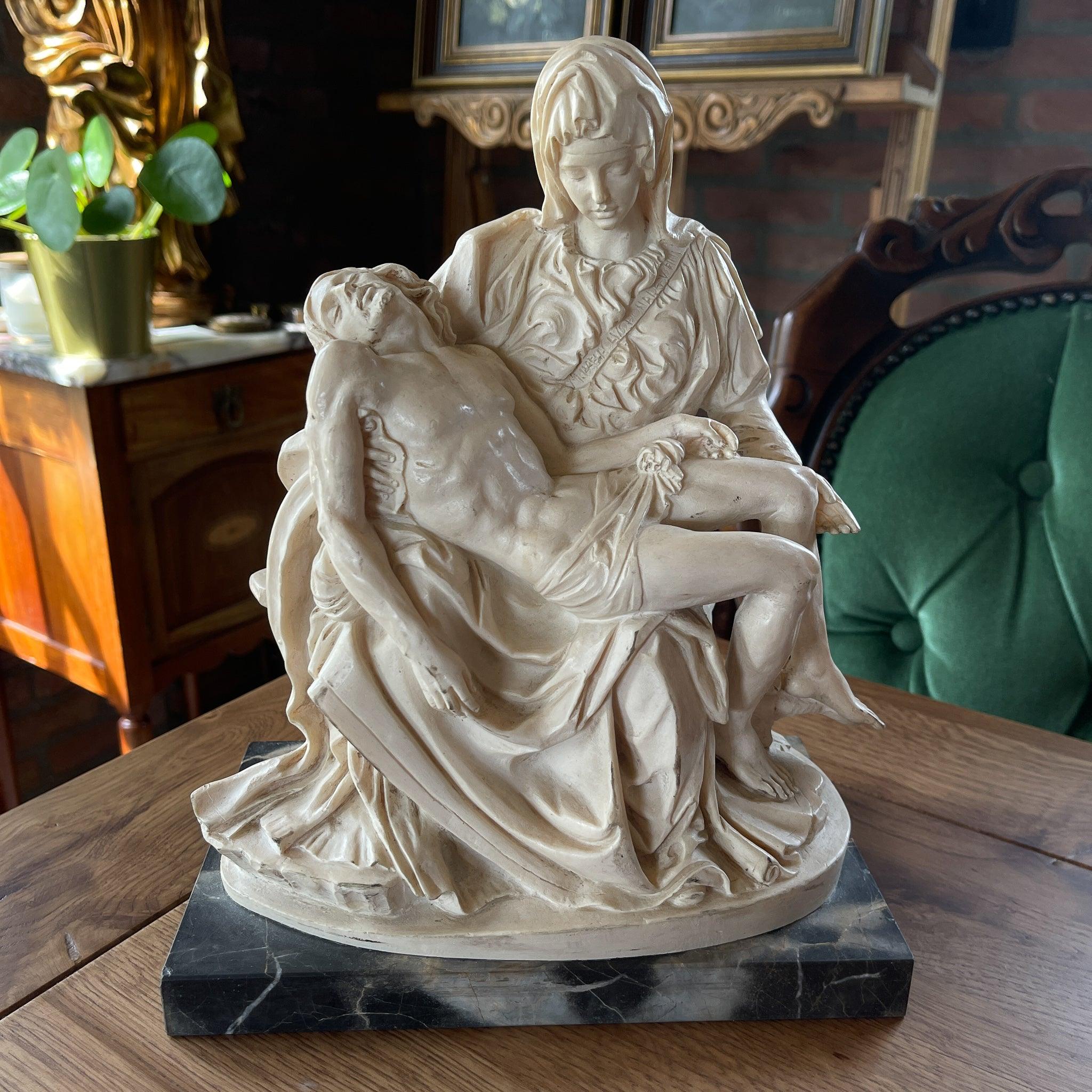 Heiligenbeeld van Santini Michelangelo La Pieta - The Collectionist