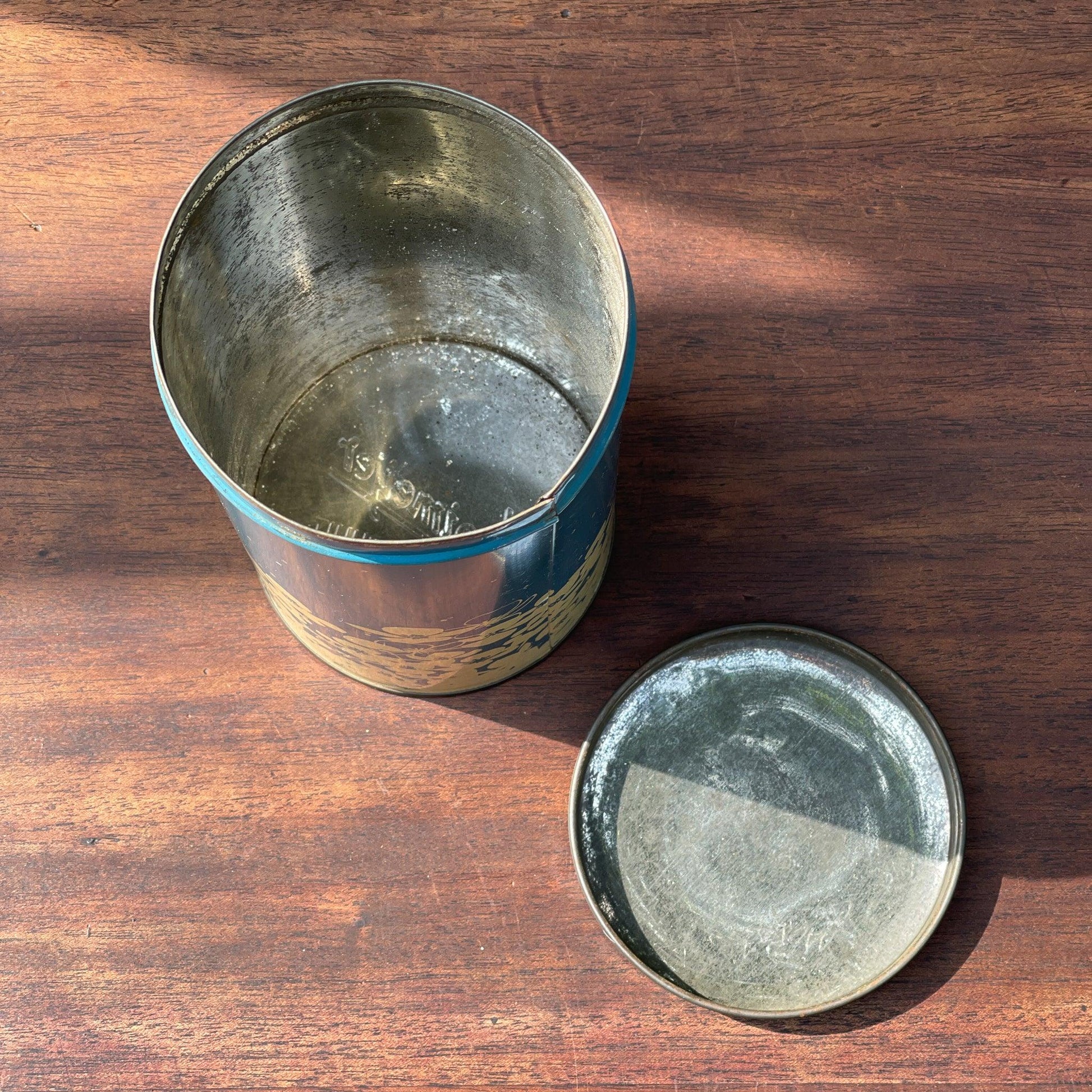 Hooimeijer beschuitbus - Bamestra Curiosa