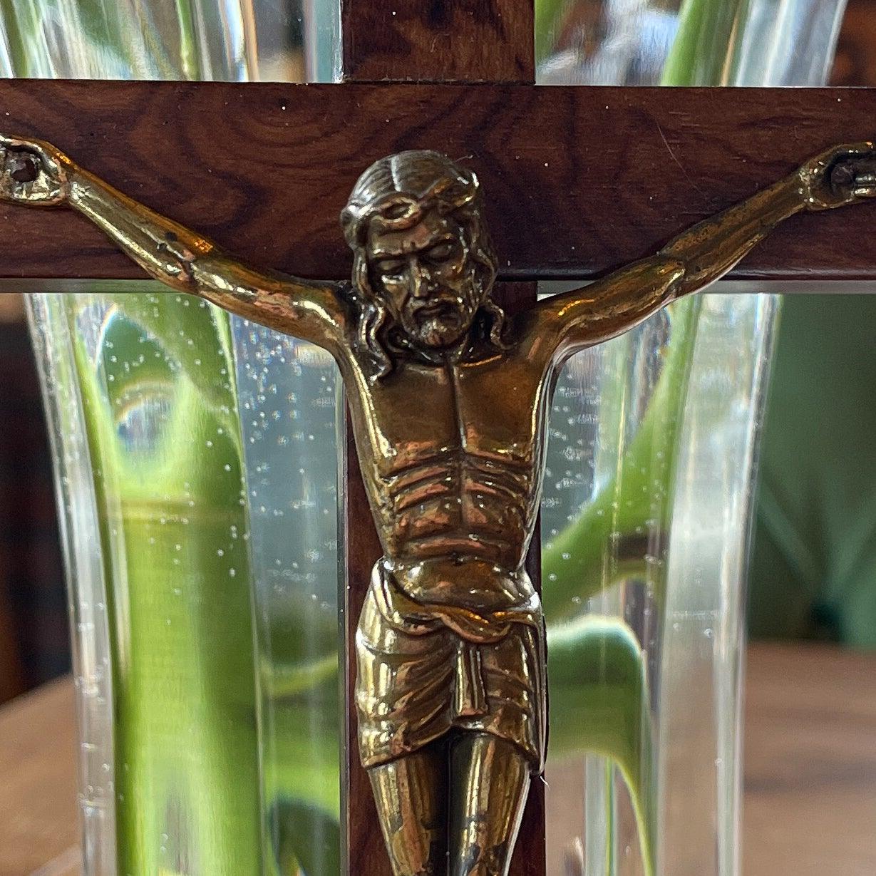 Houten kruis met Jezus - Bamestra Curiosa