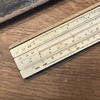 Albert Nestler schuifliniaal  No 21 The Collectionist