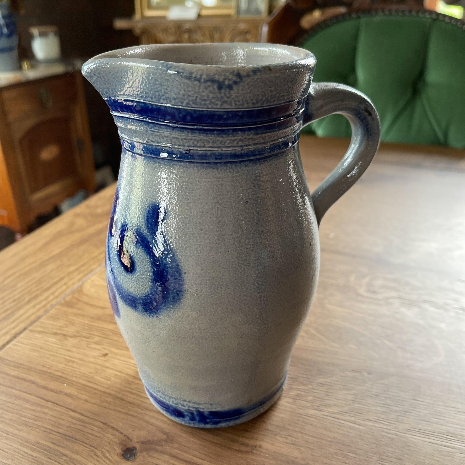 Keuls aardewerk kan - Bamestra Curiosa