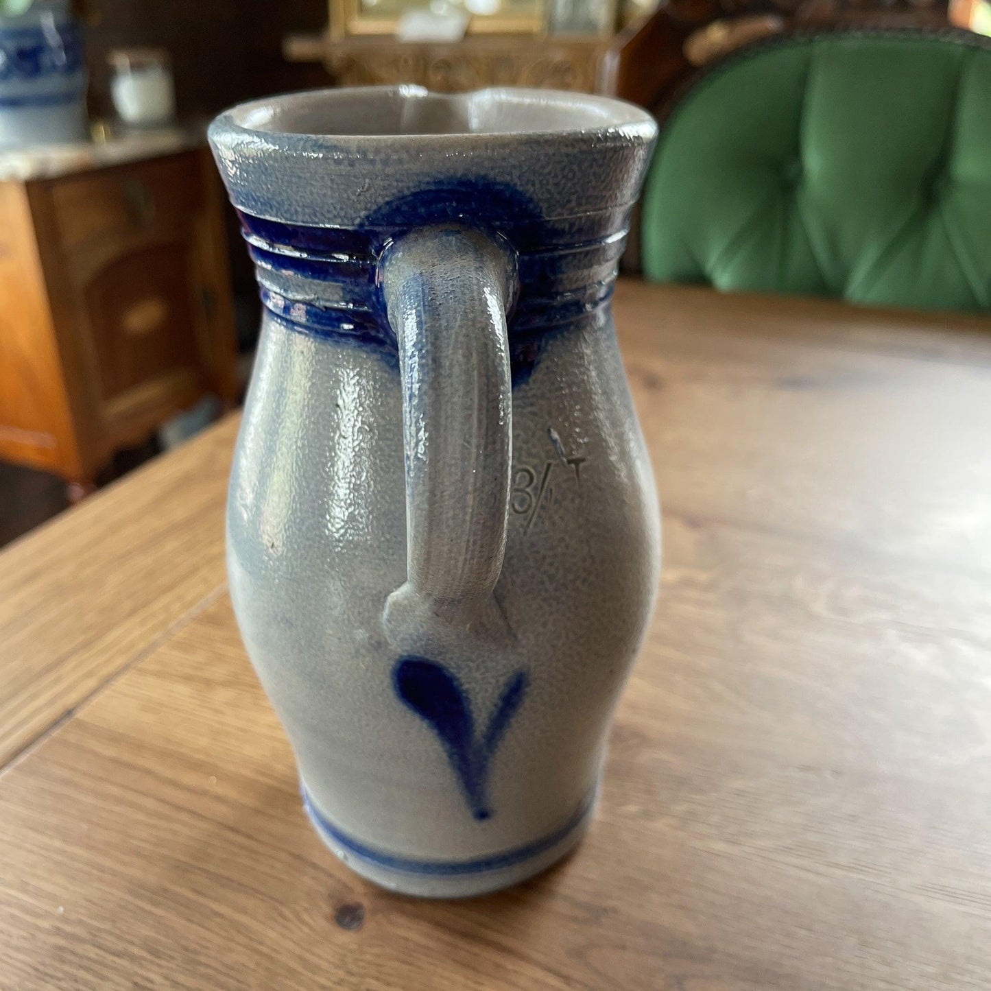 Keuls aardewerk kan - Bamestra Curiosa