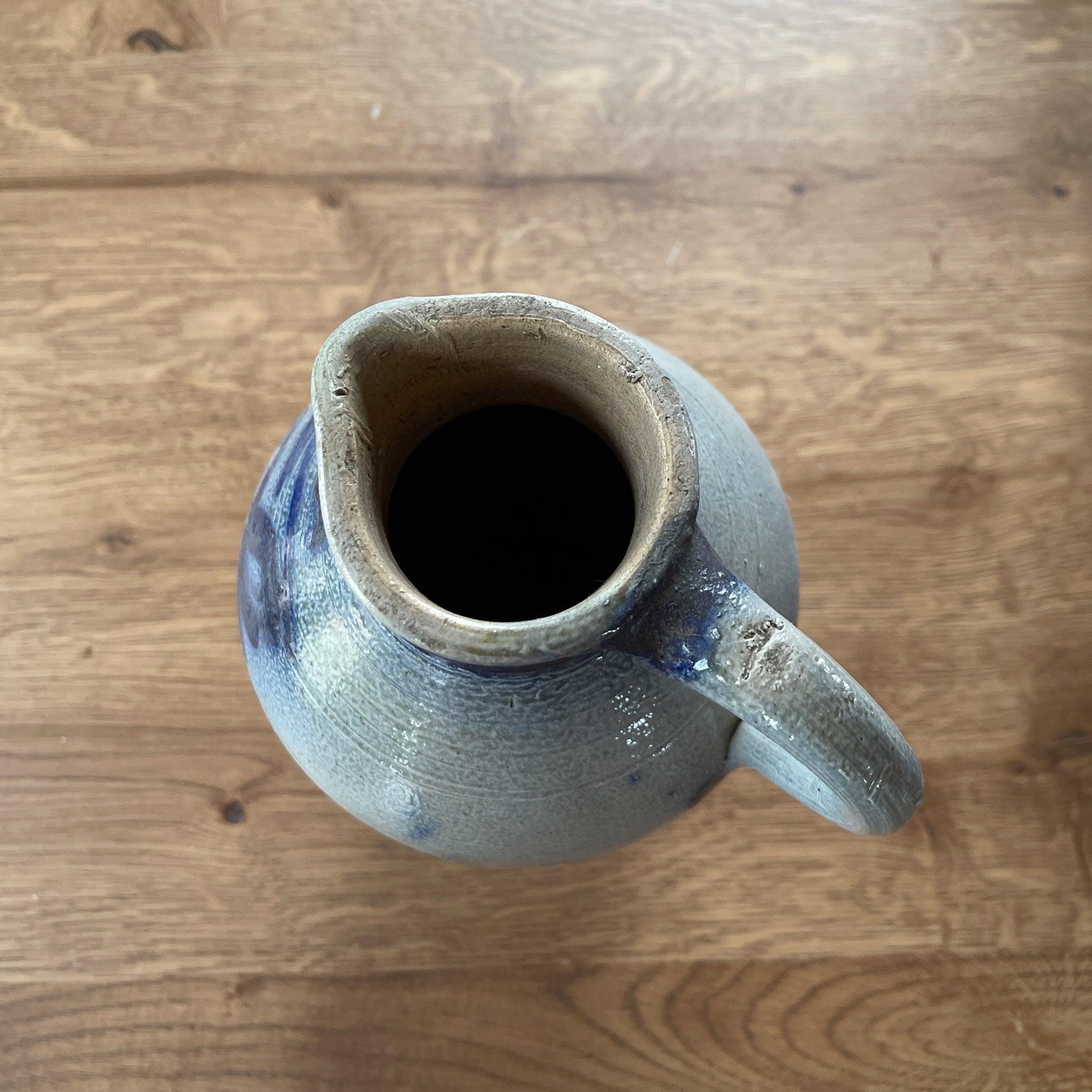 Keuls aardewerk kan - Bamestra Curiosa