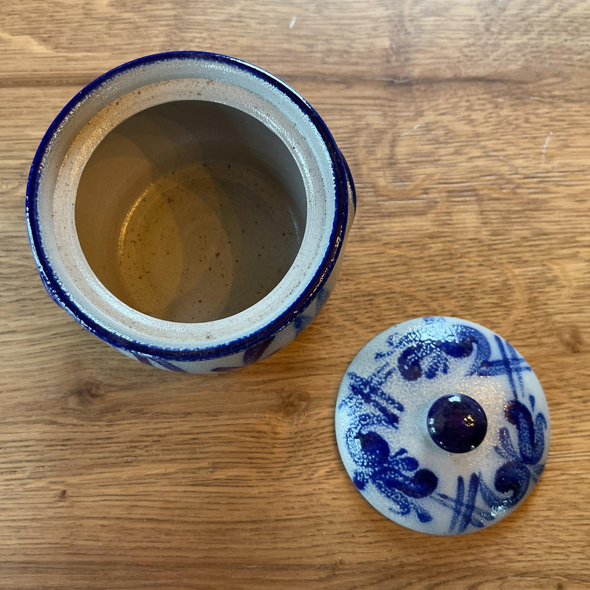 Keuls aardewerk pot met deksel - The Collectionist