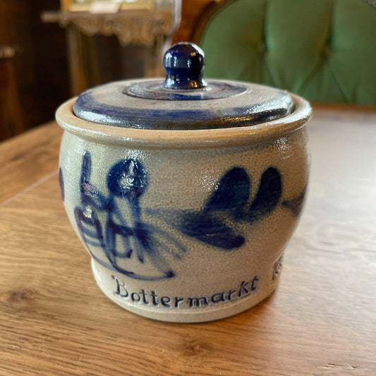 Keuls aardewerk pot met deksel Sallandse Bottermarkt - Bamestra Curiosa