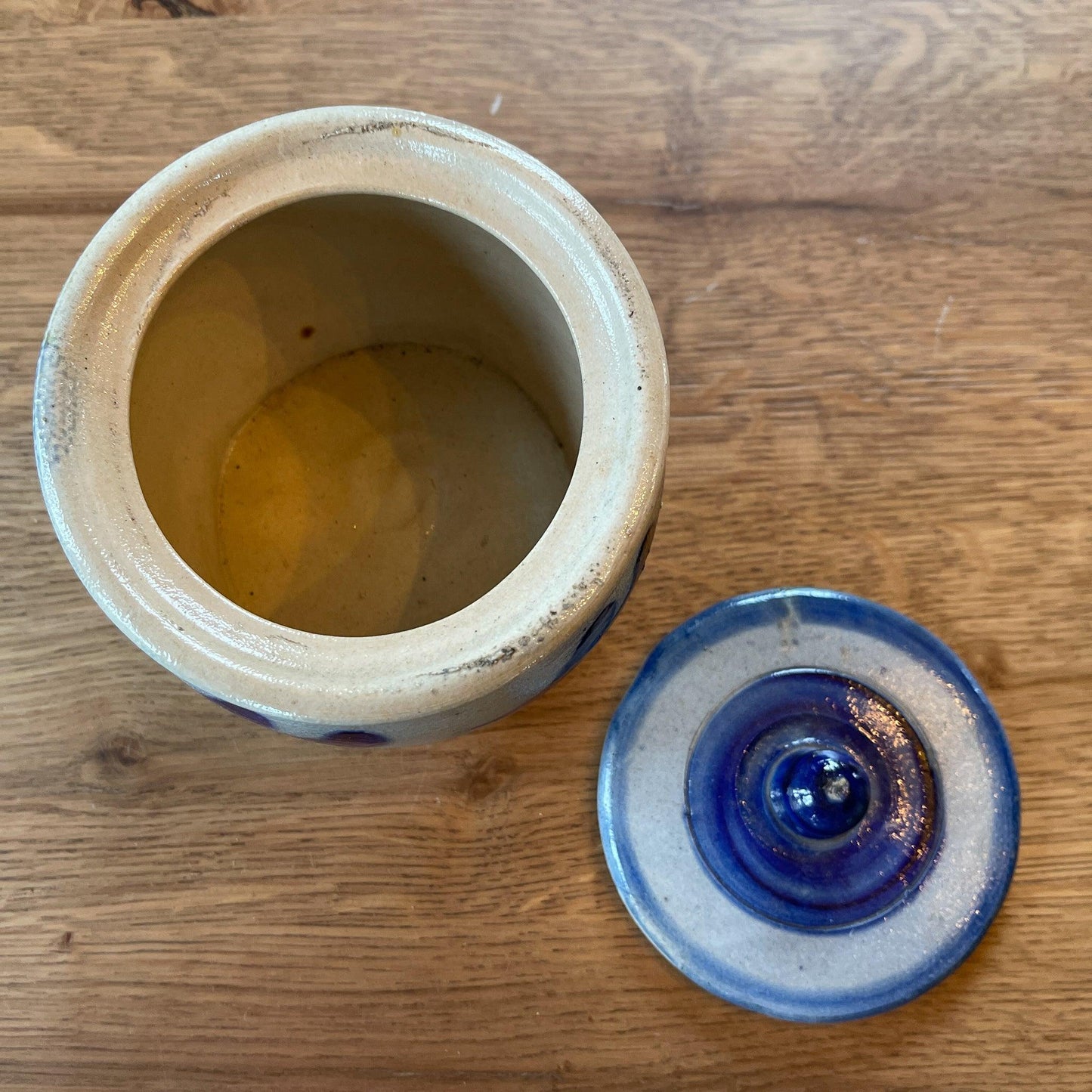 Keuls aardewerk pot met deksel Sallandse Bottermarkt - Bamestra Curiosa