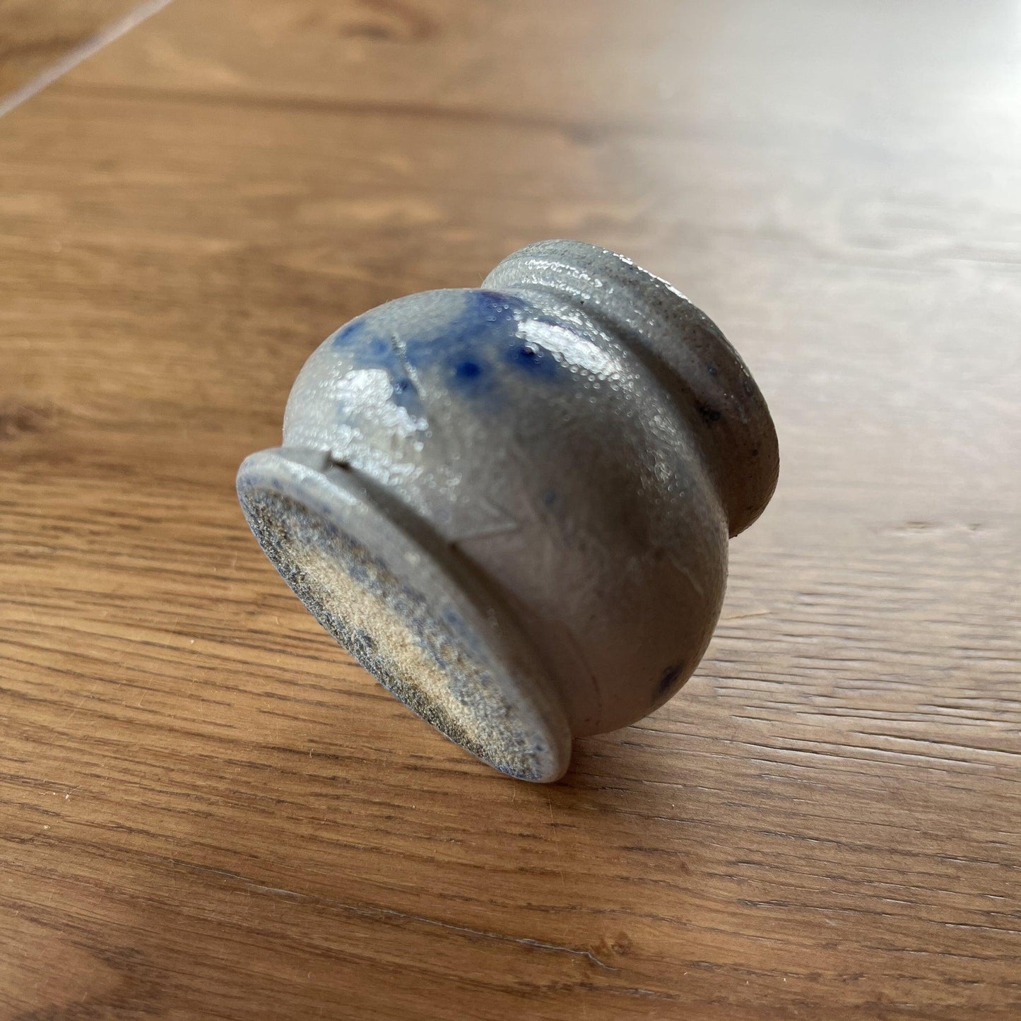 Keuls aardewerk potje - Bamestra Curiosa