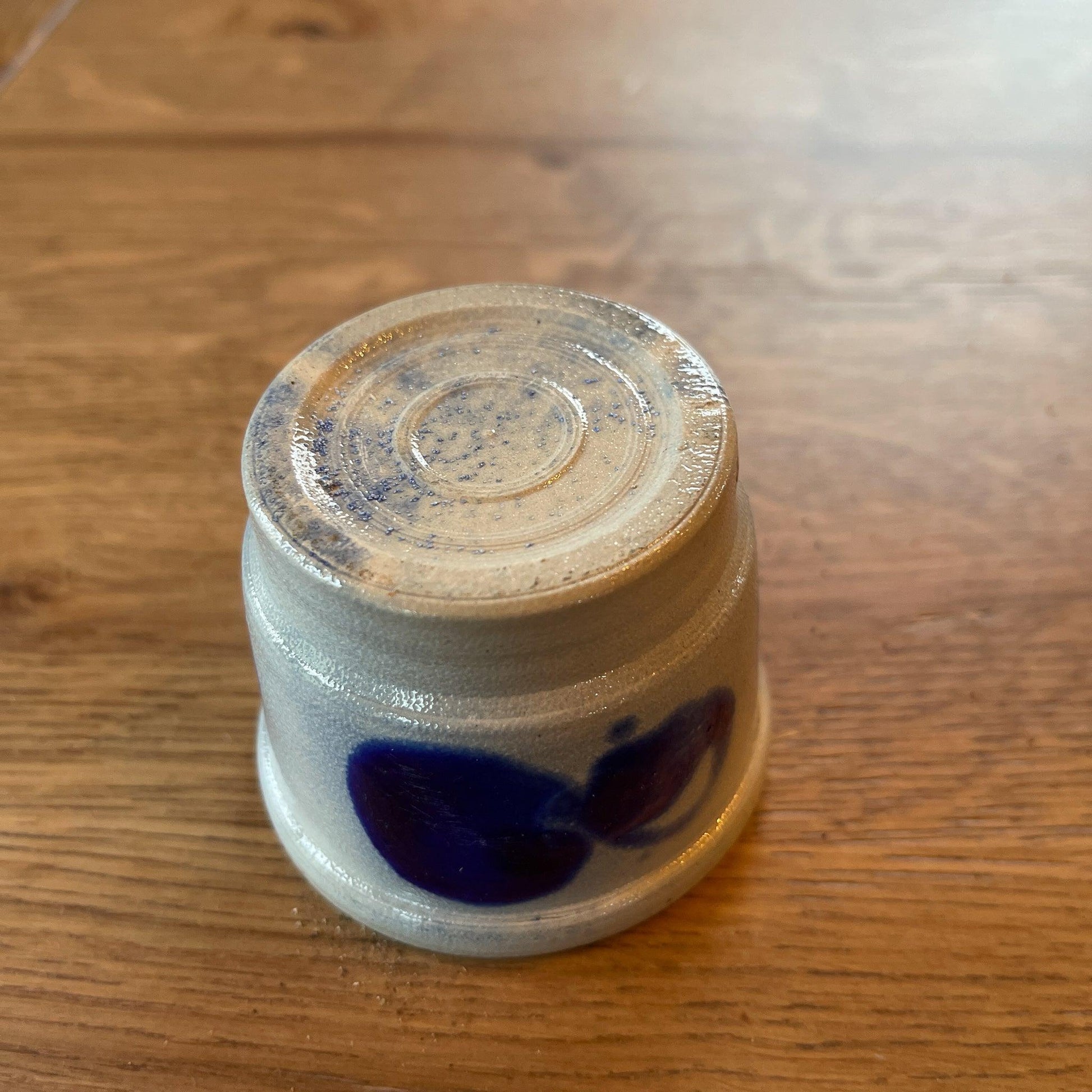 Keuls aardewerk potje - Bamestra Curiosa