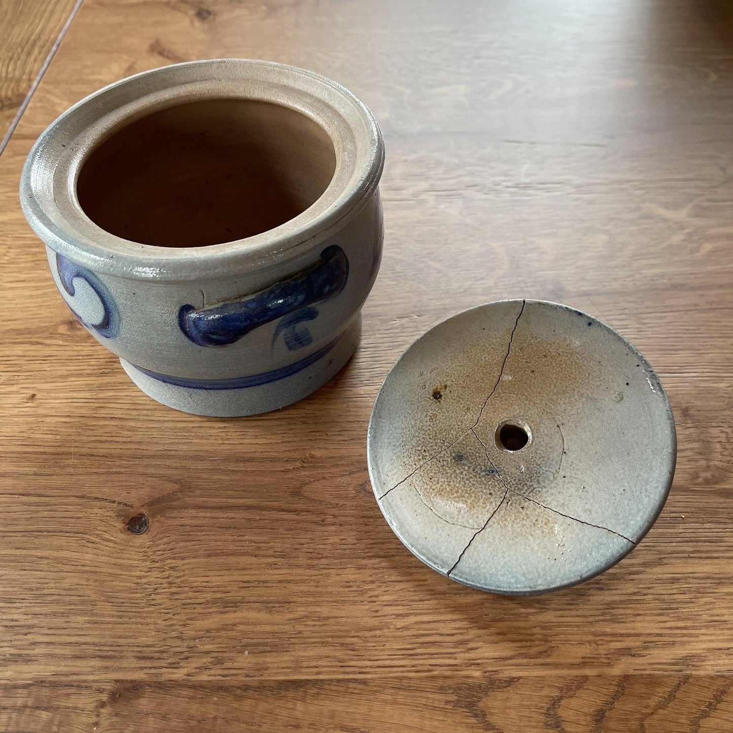 Keuls aardewerk potje met deksel - Bamestra Curiosa