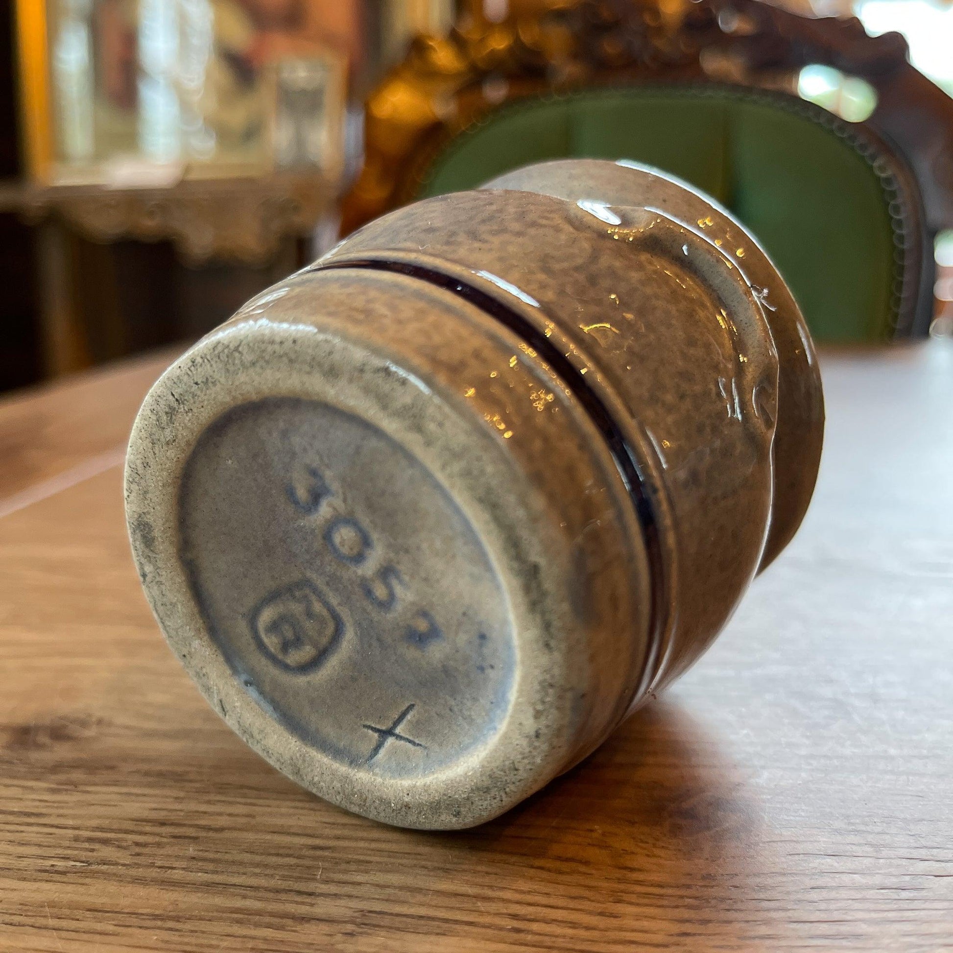 Keuls aardewerk potje met houten dekseltje - Bamestra Curiosa