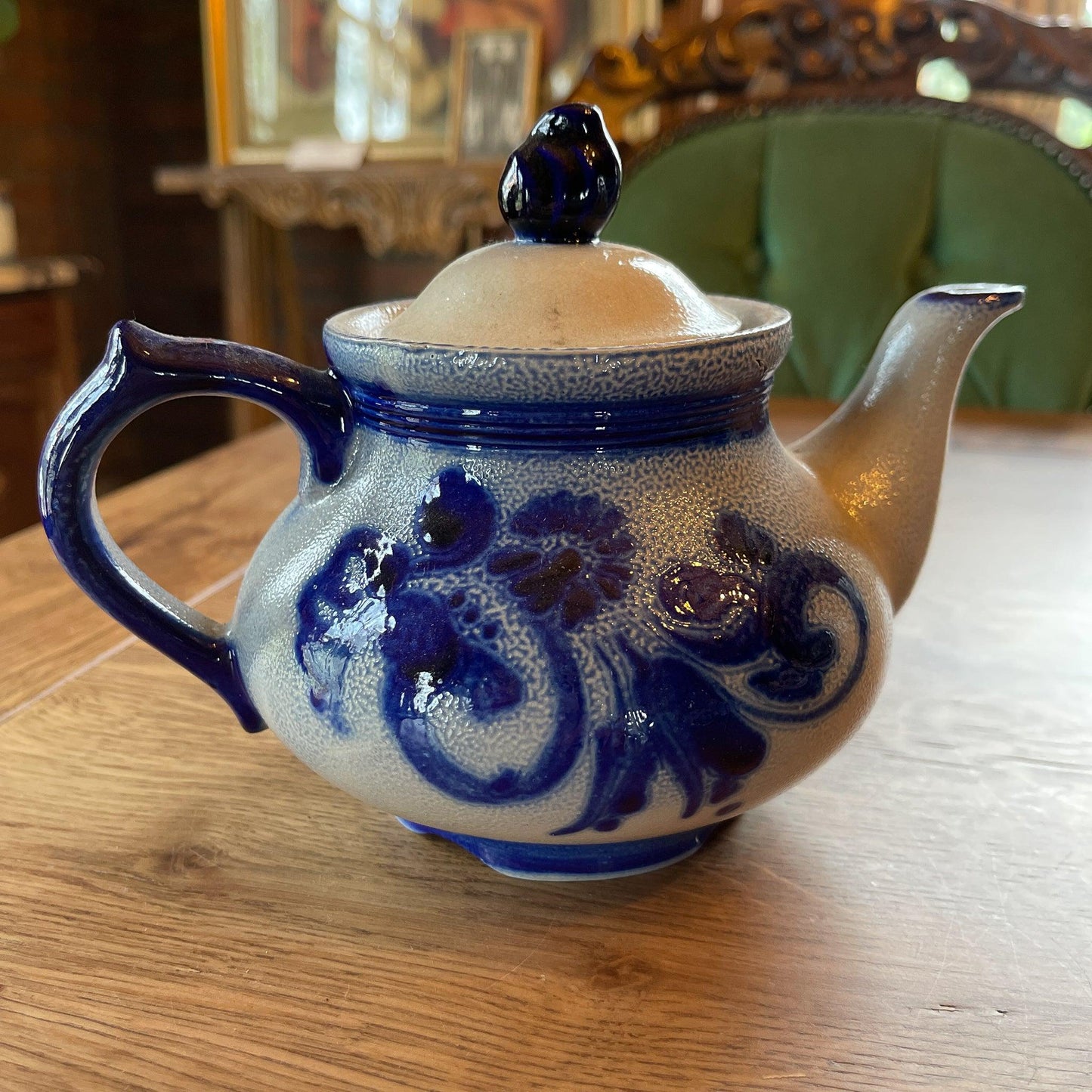 Keuls aardewerk theepot - Bamestra Curiosa