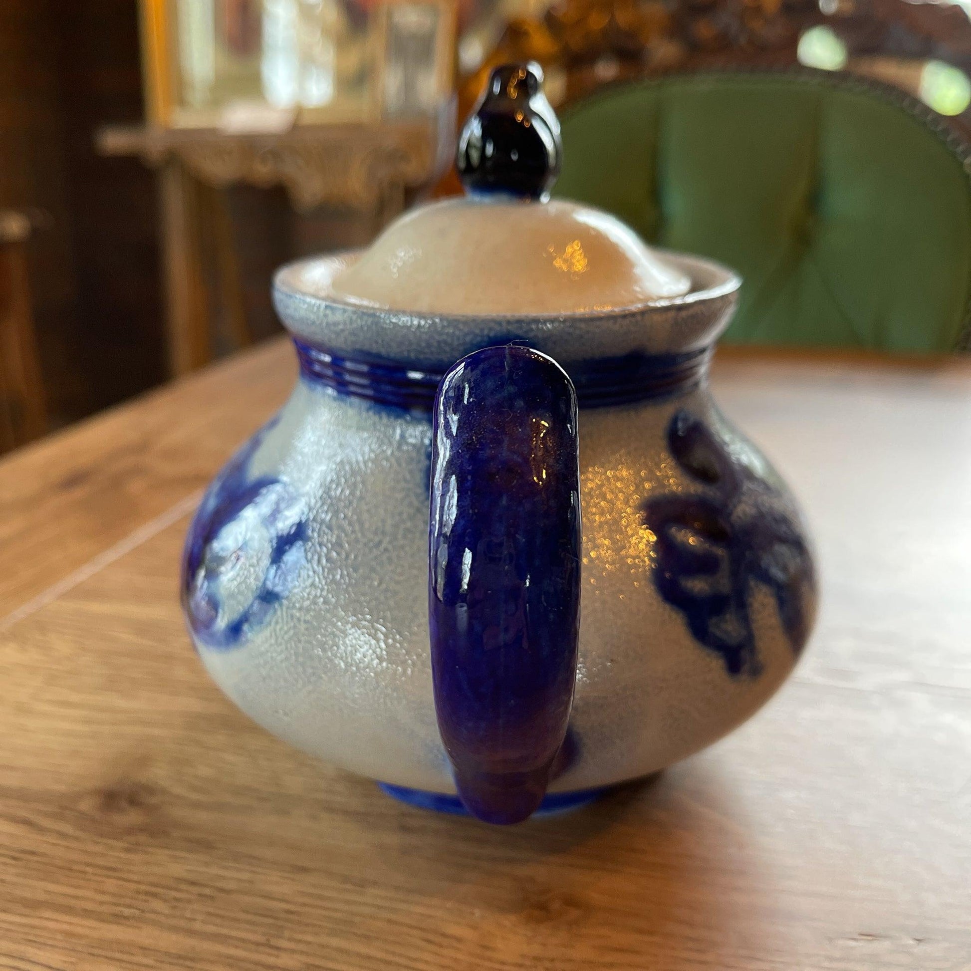 Keuls aardewerk theepot - Bamestra Curiosa