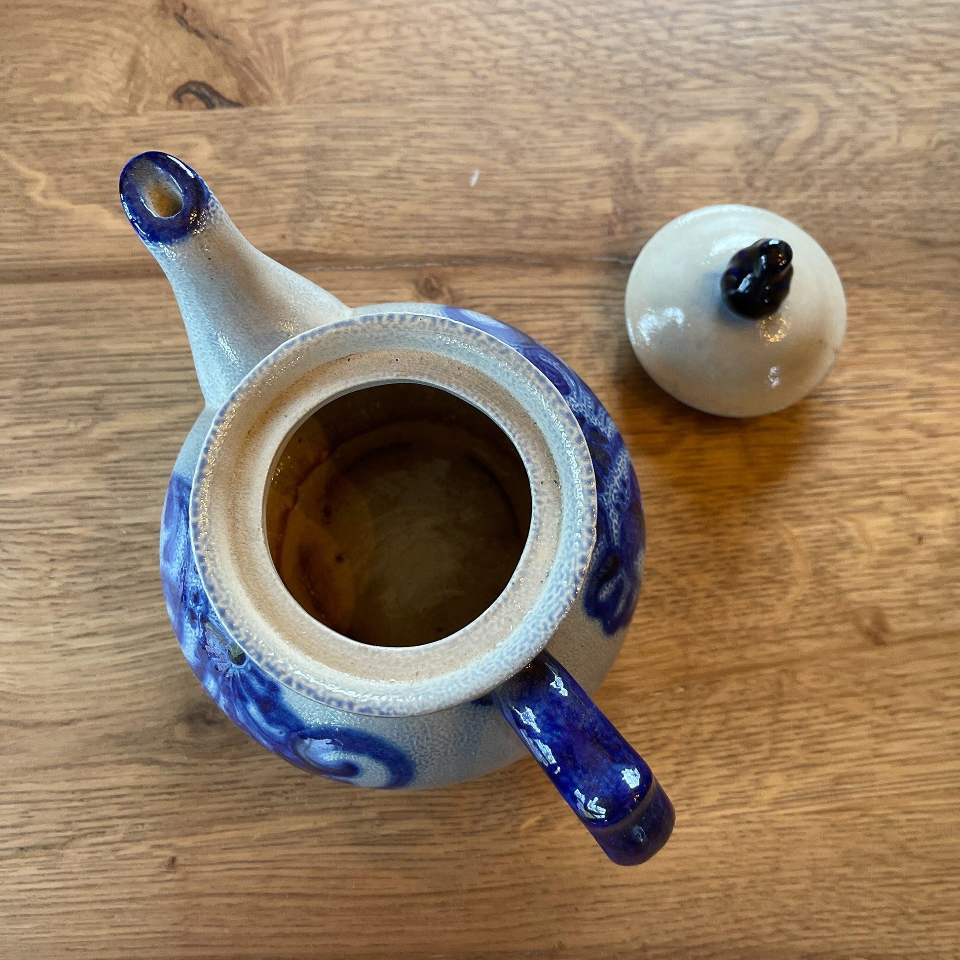 Keuls aardewerk theepot - Bamestra Curiosa