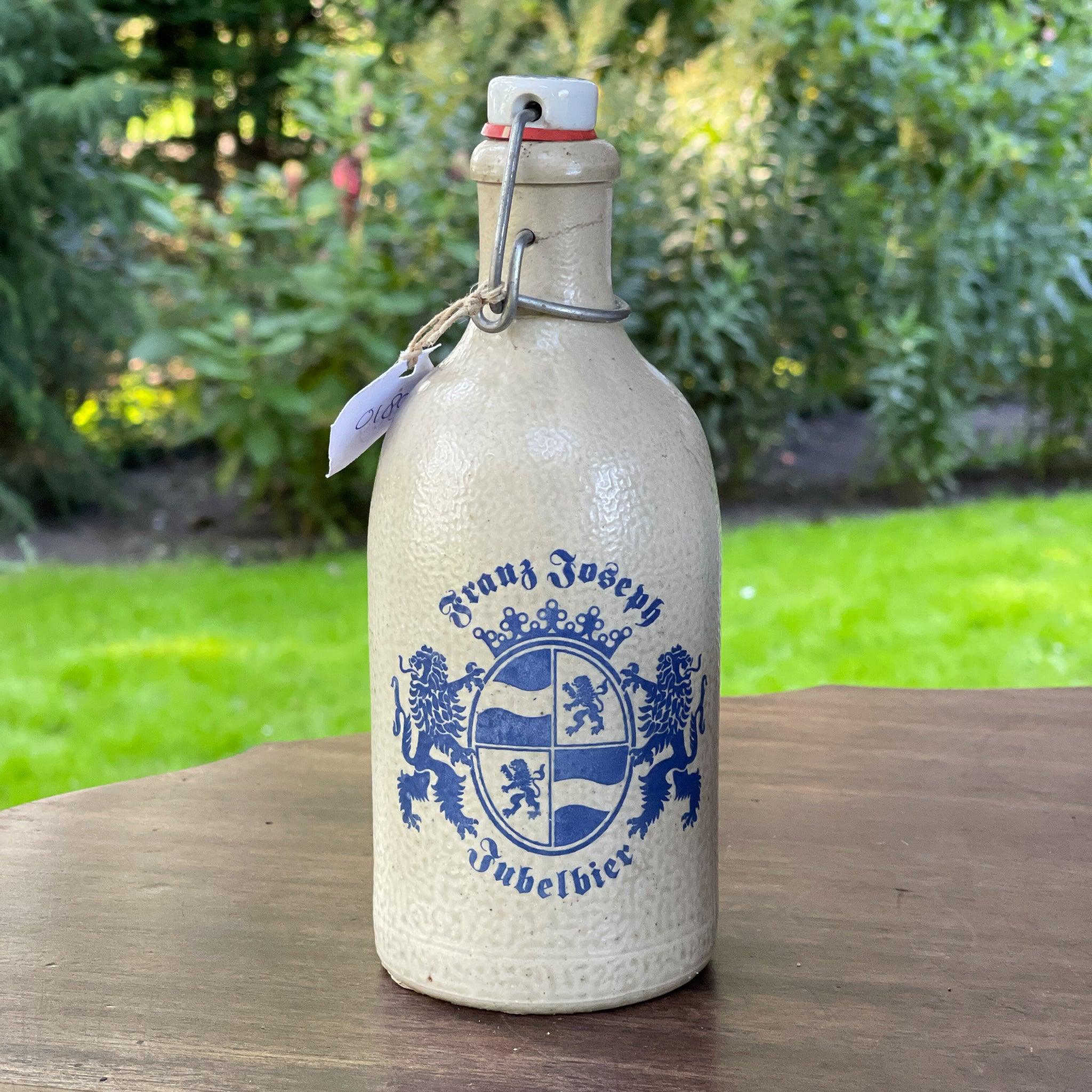 Keulse aardewerk fles Frans Joseph Jubelbier - The Collectionist
