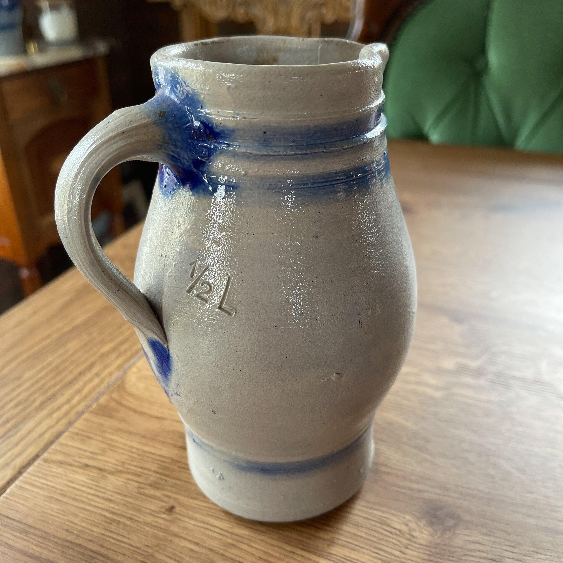 Keulse aardewerk kan - The Collectionist