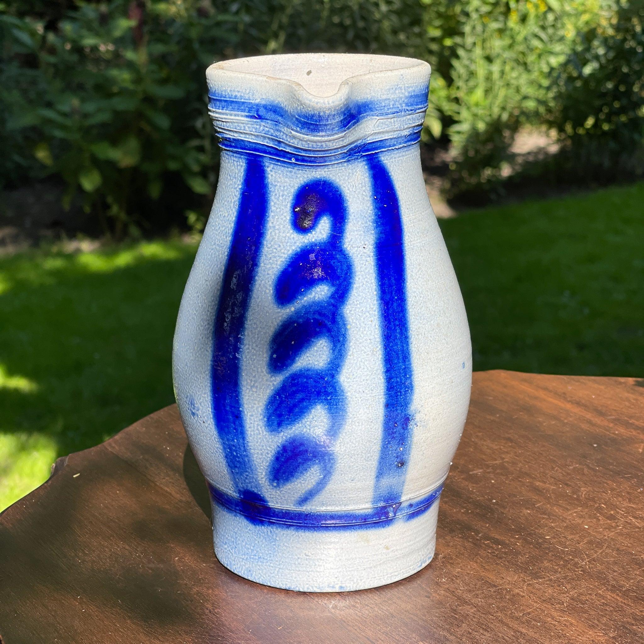 Keulse aardewerk schenkkan / vaas 1,5 liter - The Collectionist