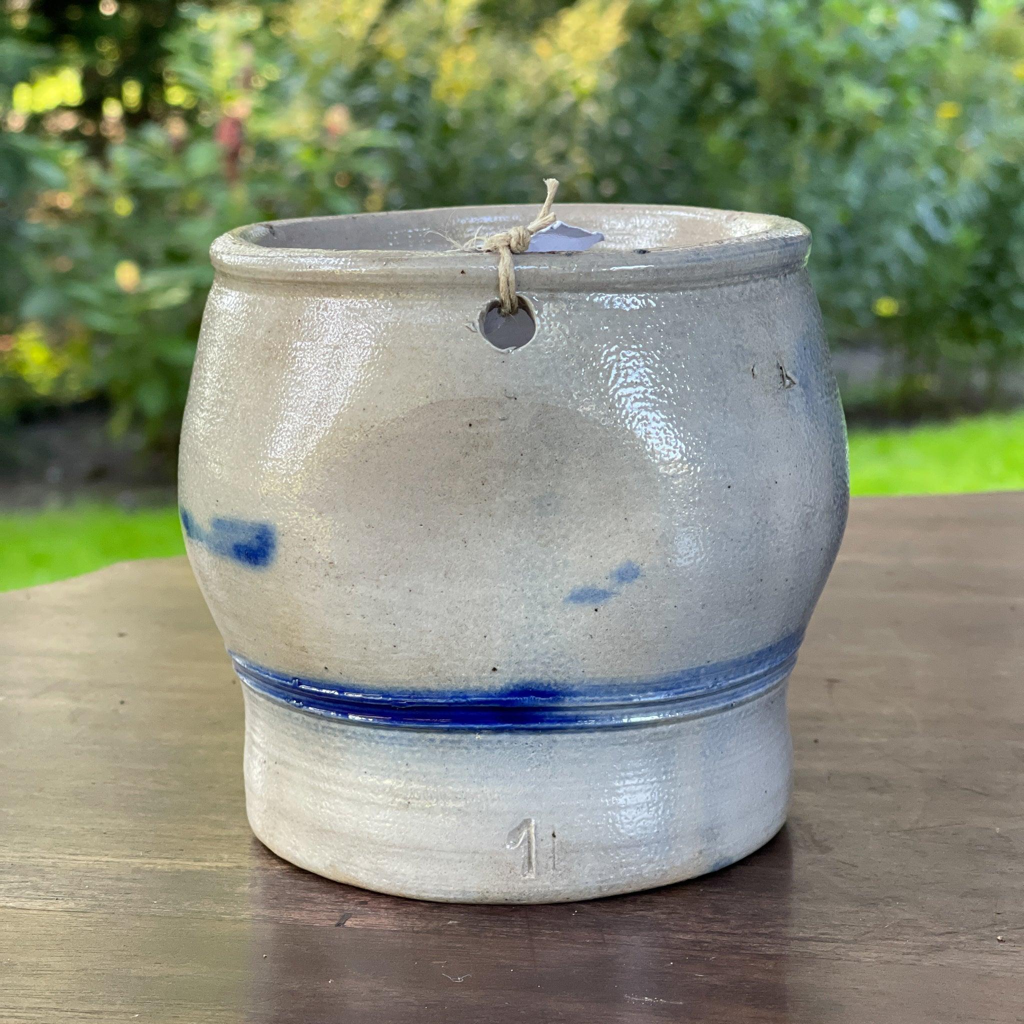 Keulse aardewerk zout pot - The Collectionist