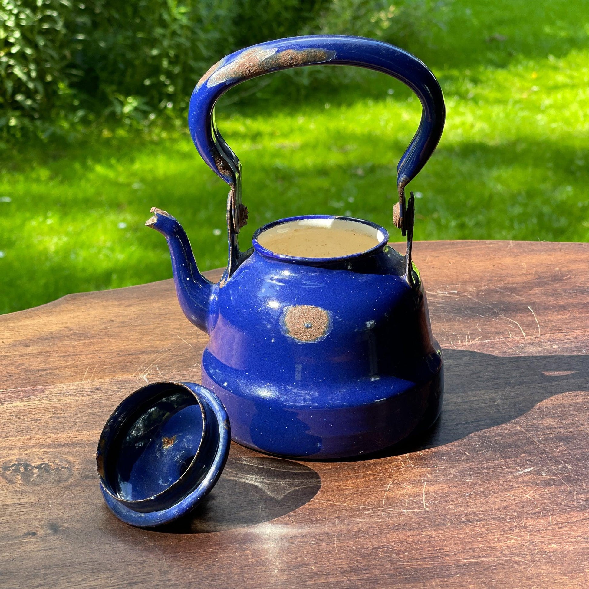 Kleine blauwe emaille theepot / koffiepot - Bamestra Curiosa