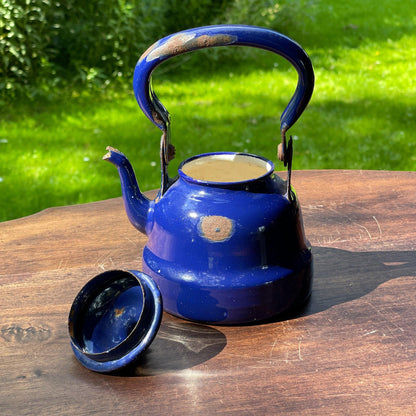 Kleine blauwe emaille theepot / koffiepot - Bamestra Curiosa