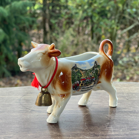 Koe melkkan met bel Winterberg Hochsauerland - The Collectionist