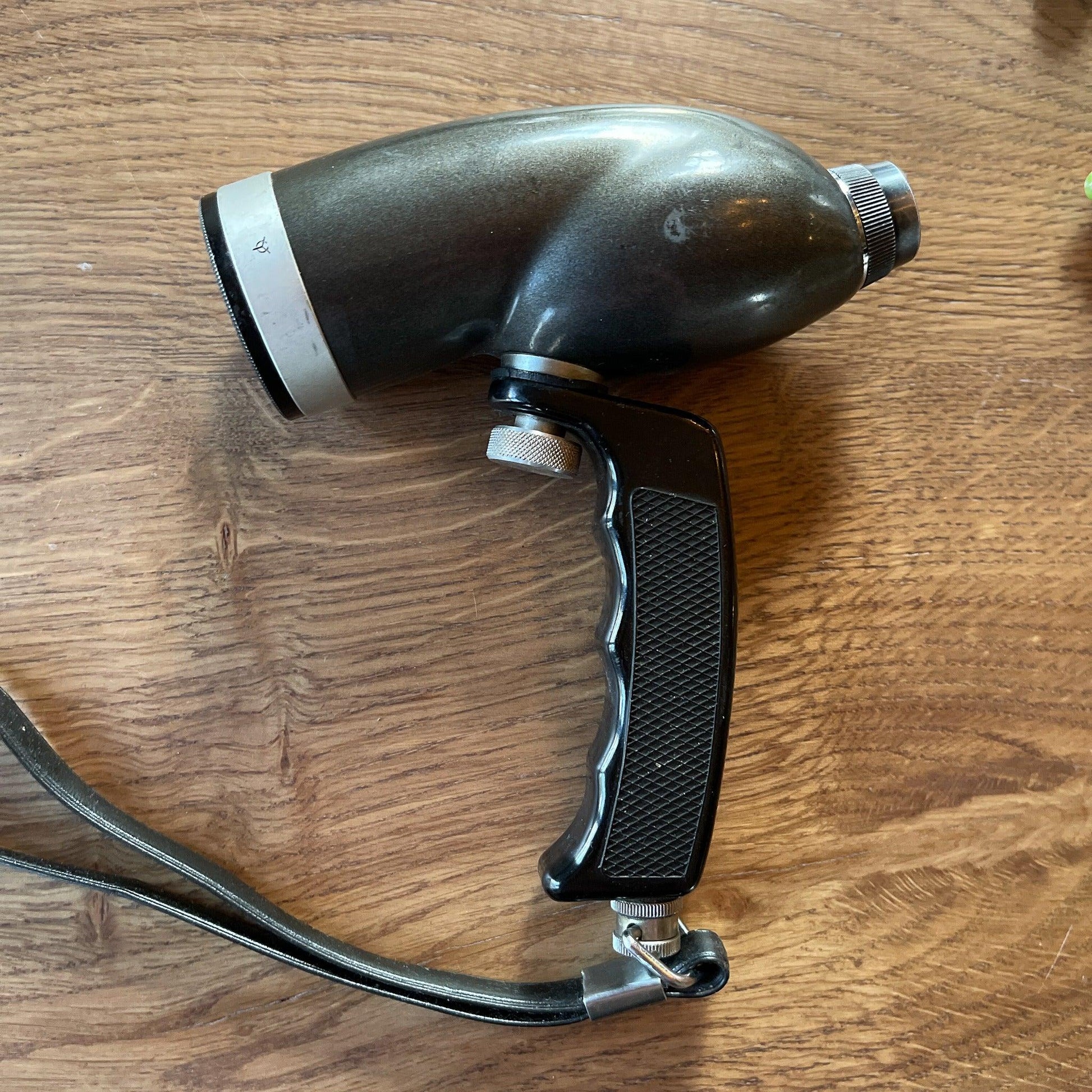 Lancia prismatic telescoop - Bamestra Curiosa